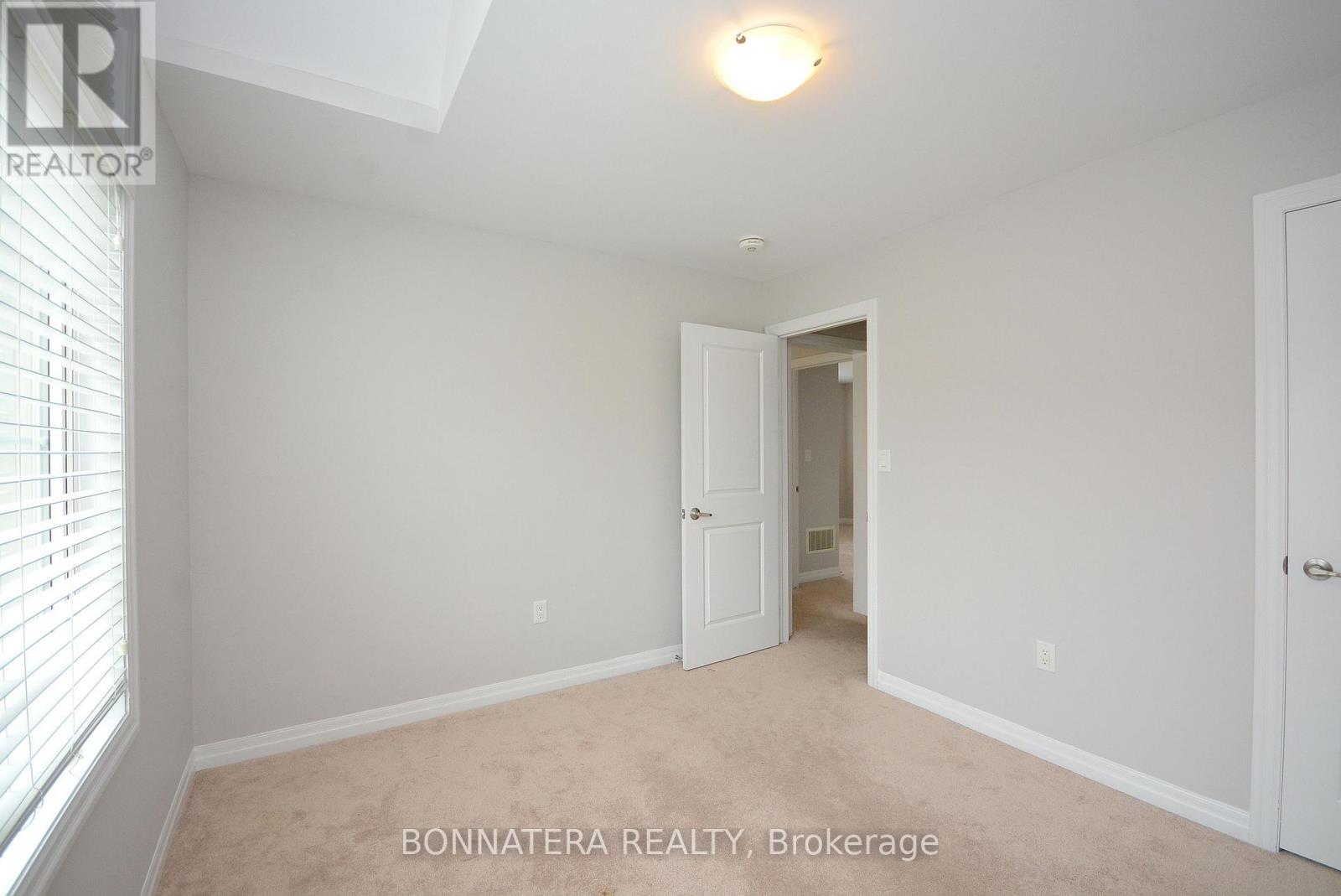 3182 Daisy Way, Oakville, Ontario  L6M 1L3 - Photo 28 - W12507726