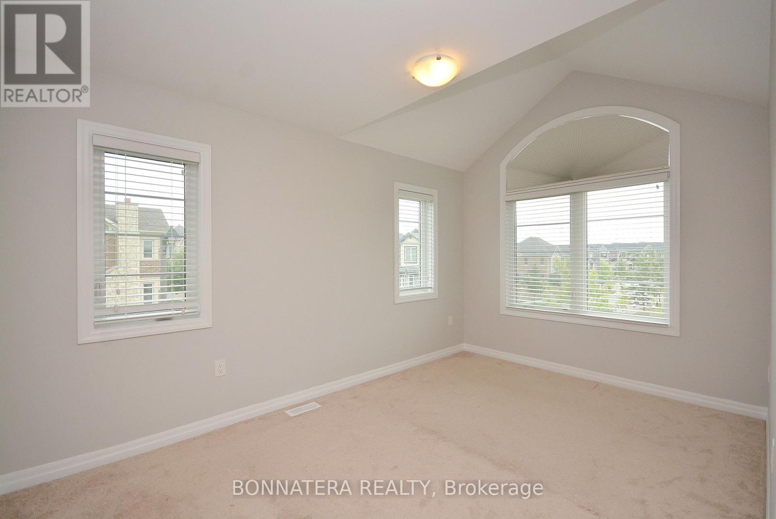 3182 Daisy Way, Oakville, Ontario  L6M 1L3 - Photo 32 - W12507726