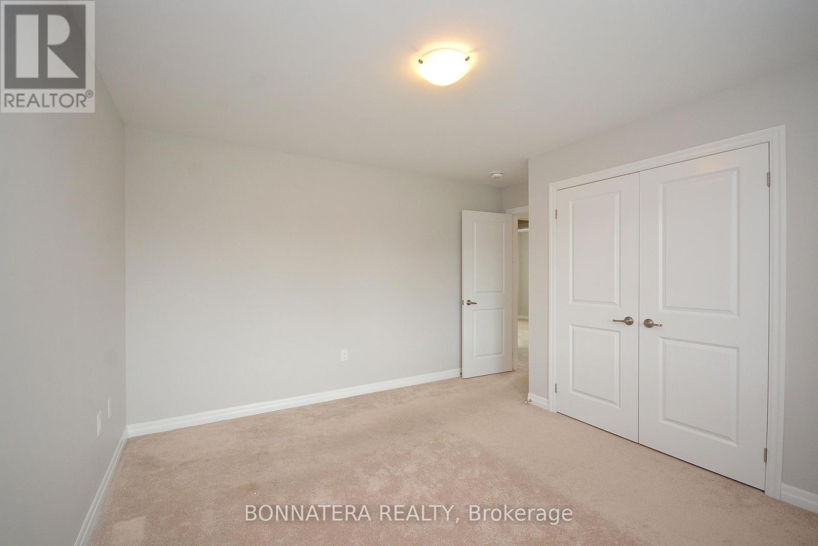 3182 Daisy Way, Oakville, Ontario  L6M 1L3 - Photo 37 - W12507726