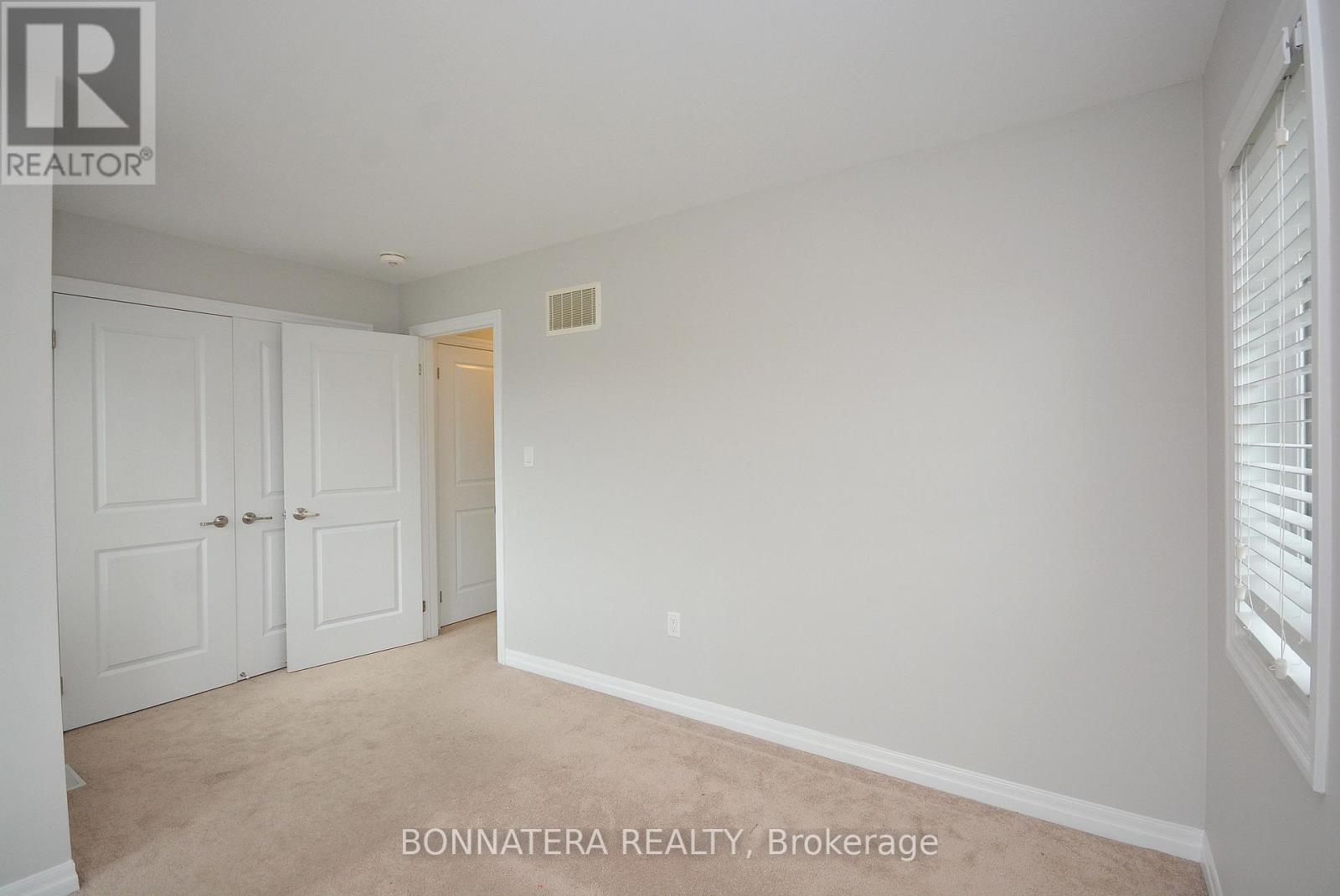 3182 Daisy Way, Oakville, Ontario  L6M 1L3 - Photo 38 - W12507726