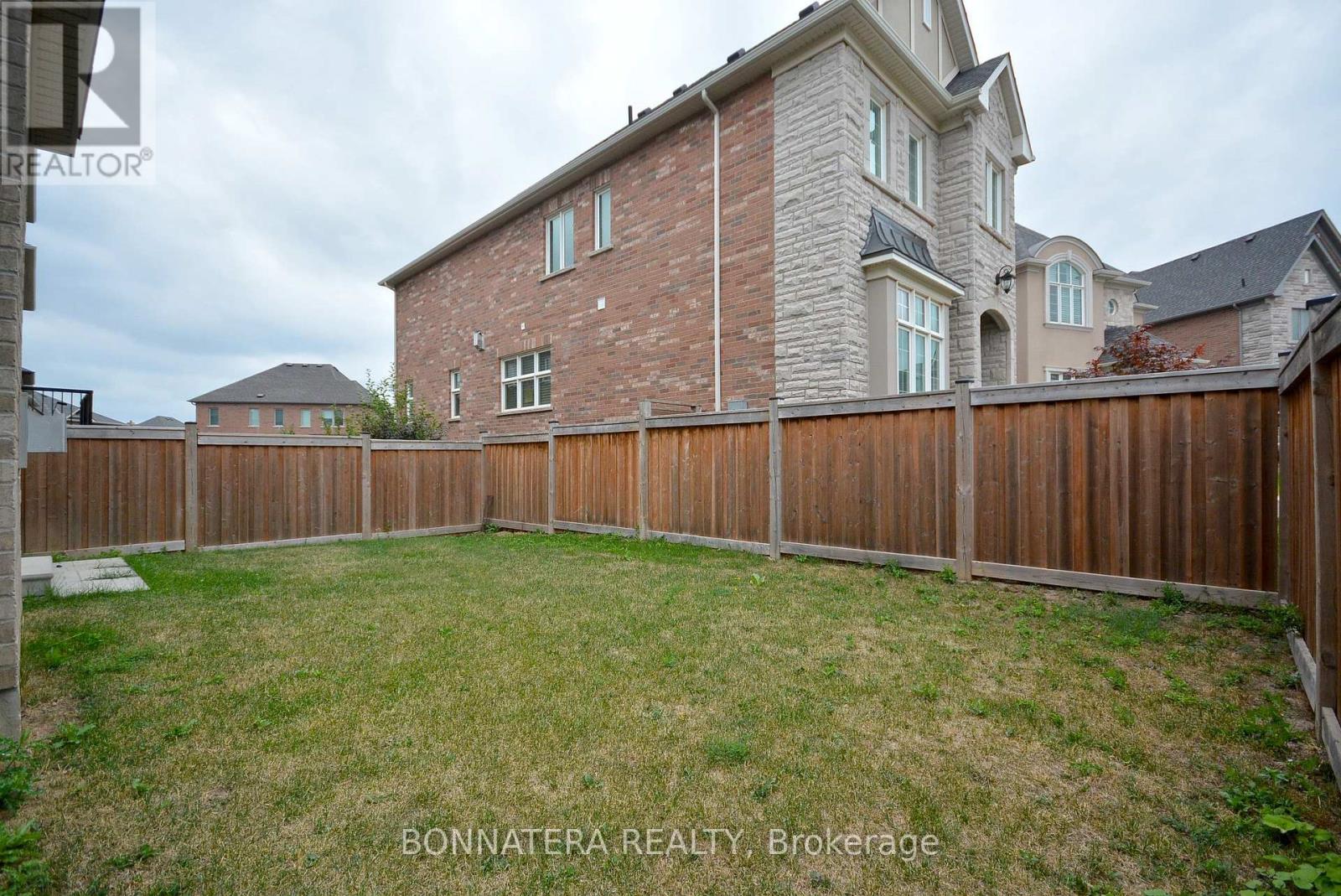 3182 Daisy Way, Oakville, Ontario  L6M 1L3 - Photo 39 - W12507726
