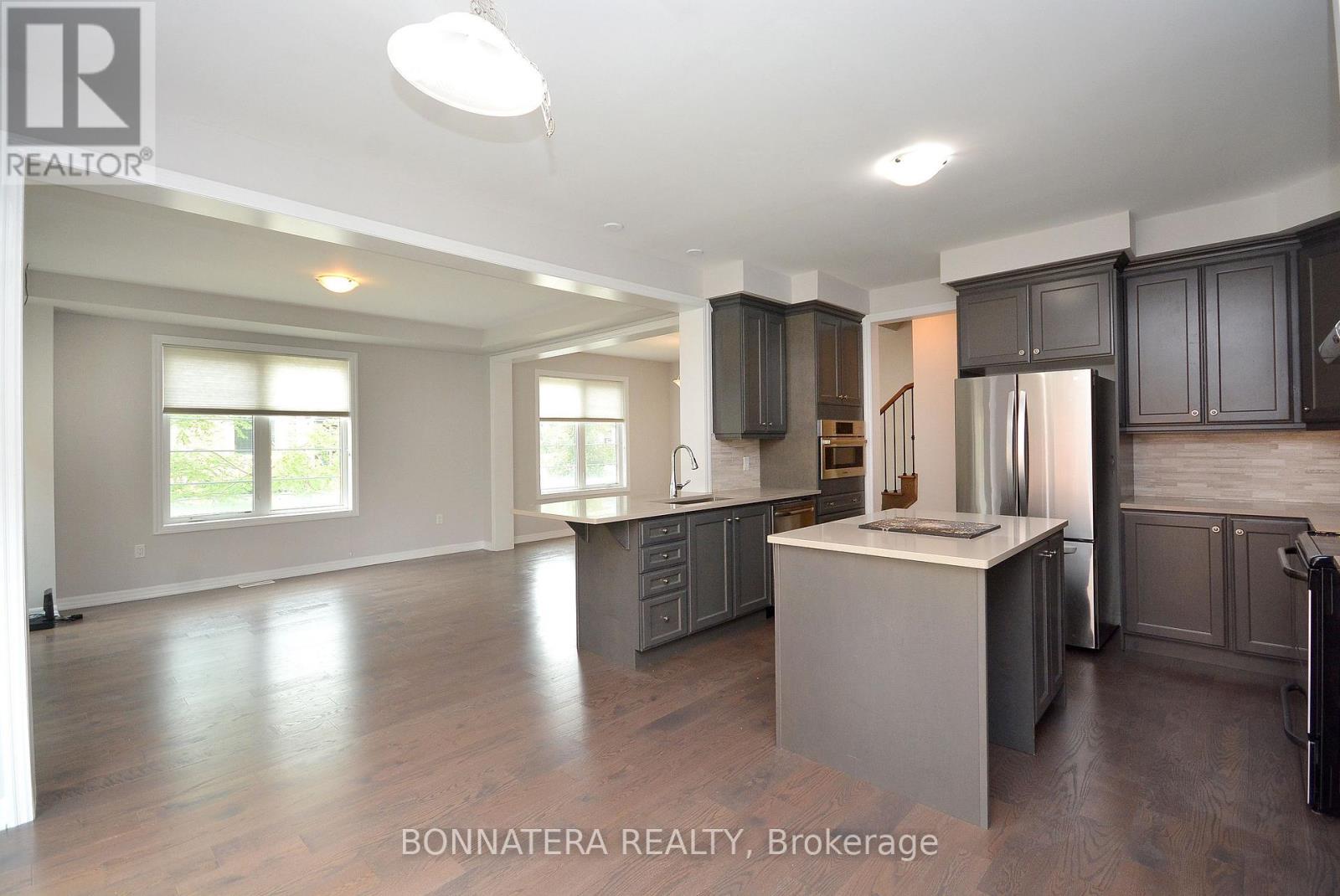 3182 Daisy Way, Oakville, Ontario  L6M 1L3 - Photo 7 - W12507726