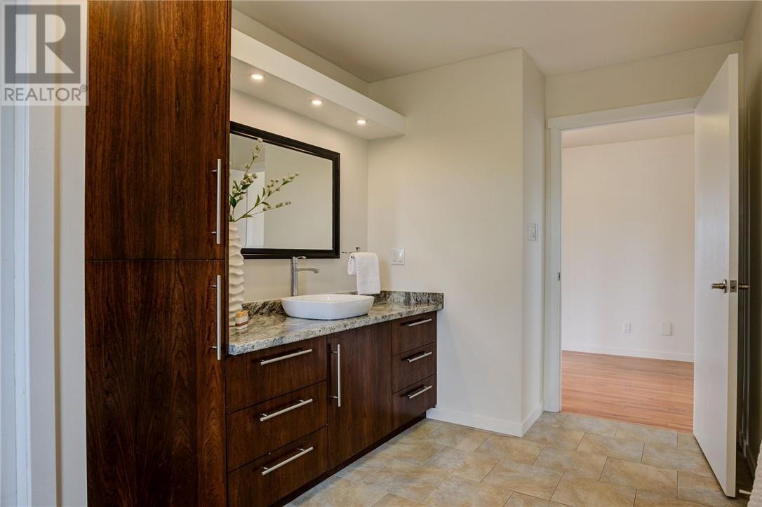 22 Landreville, Sudbury, Ontario  P3A 0A1 - Photo 32 - 2124345