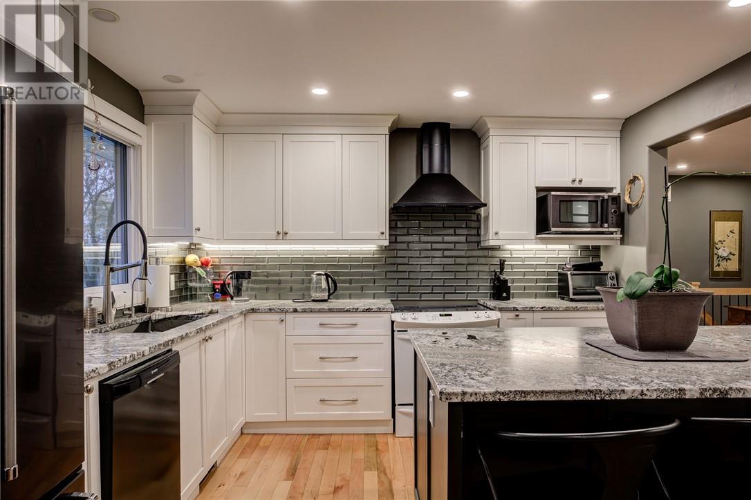 4038 Velma Street, Val Caron, Ontario  P3N 1J9 - Photo 11 - 2125247