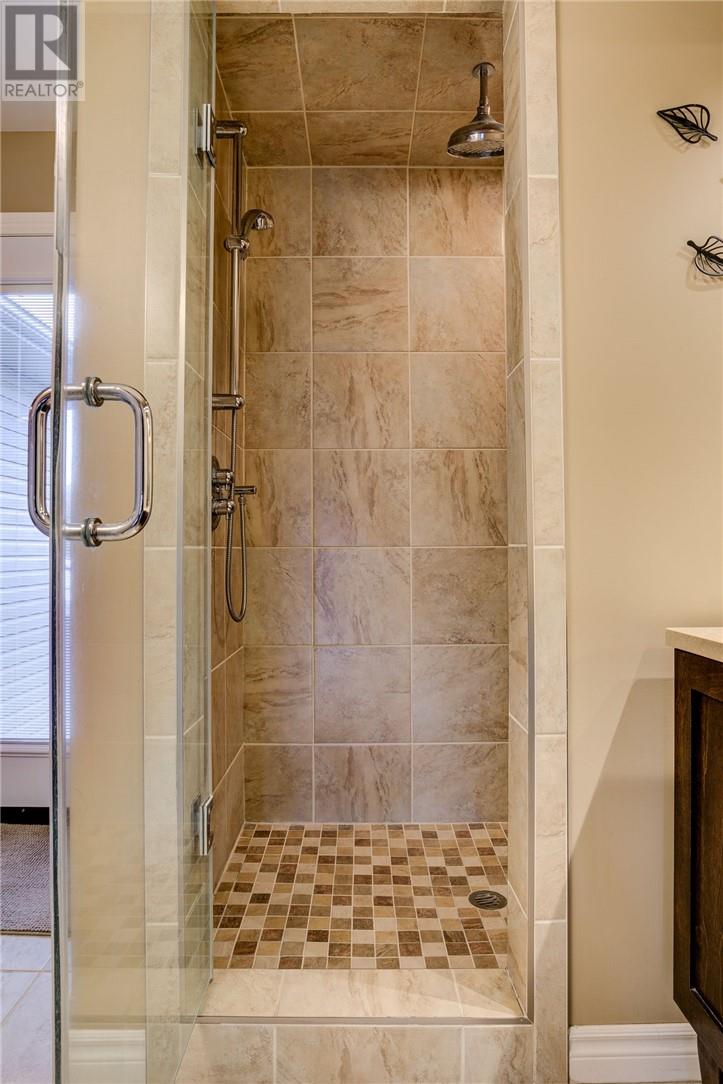 4721 Country Club Drive, Azilda, Ontario  P0M 1B0 - Photo 22 - 2125328