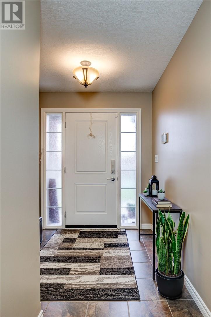 4721 Country Club Drive, Azilda, Ontario  P0M 1B0 - Photo 13 - 2125328