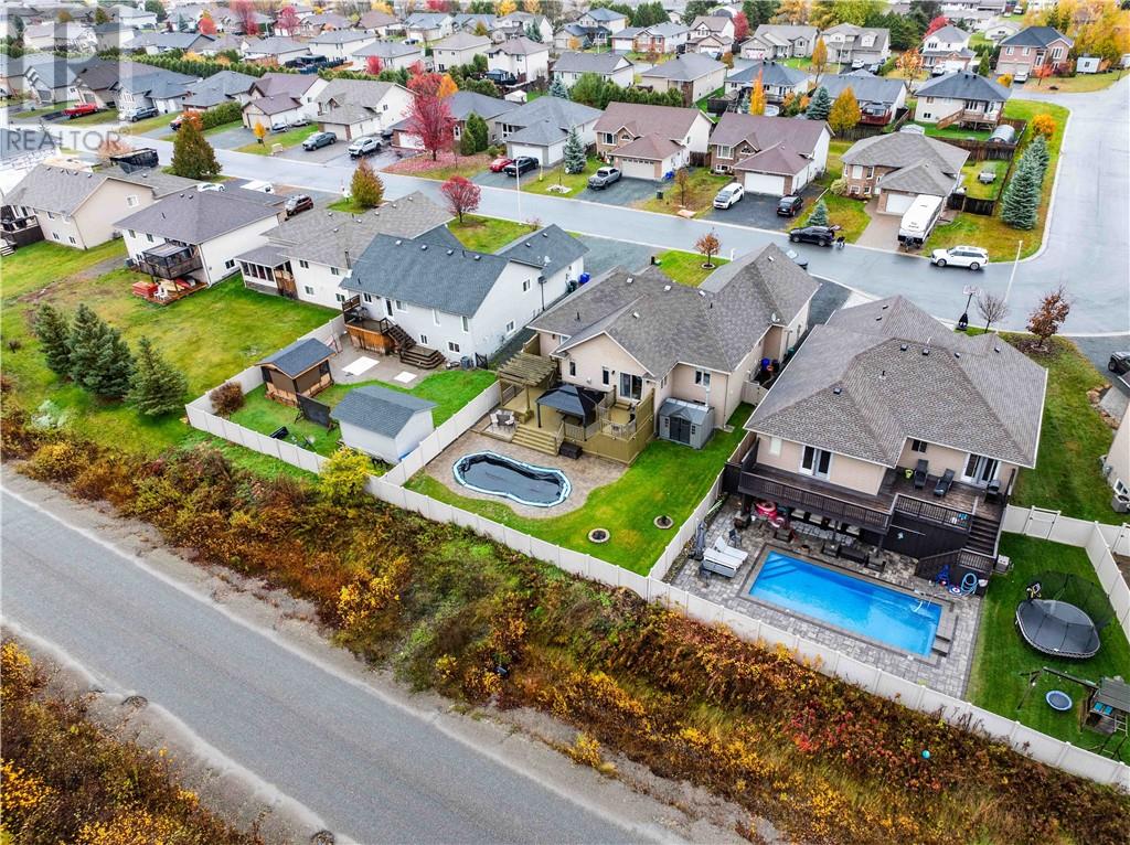 4721 Country Club Drive, Azilda, Ontario  P0M 1B0 - Photo 4 - 2125328