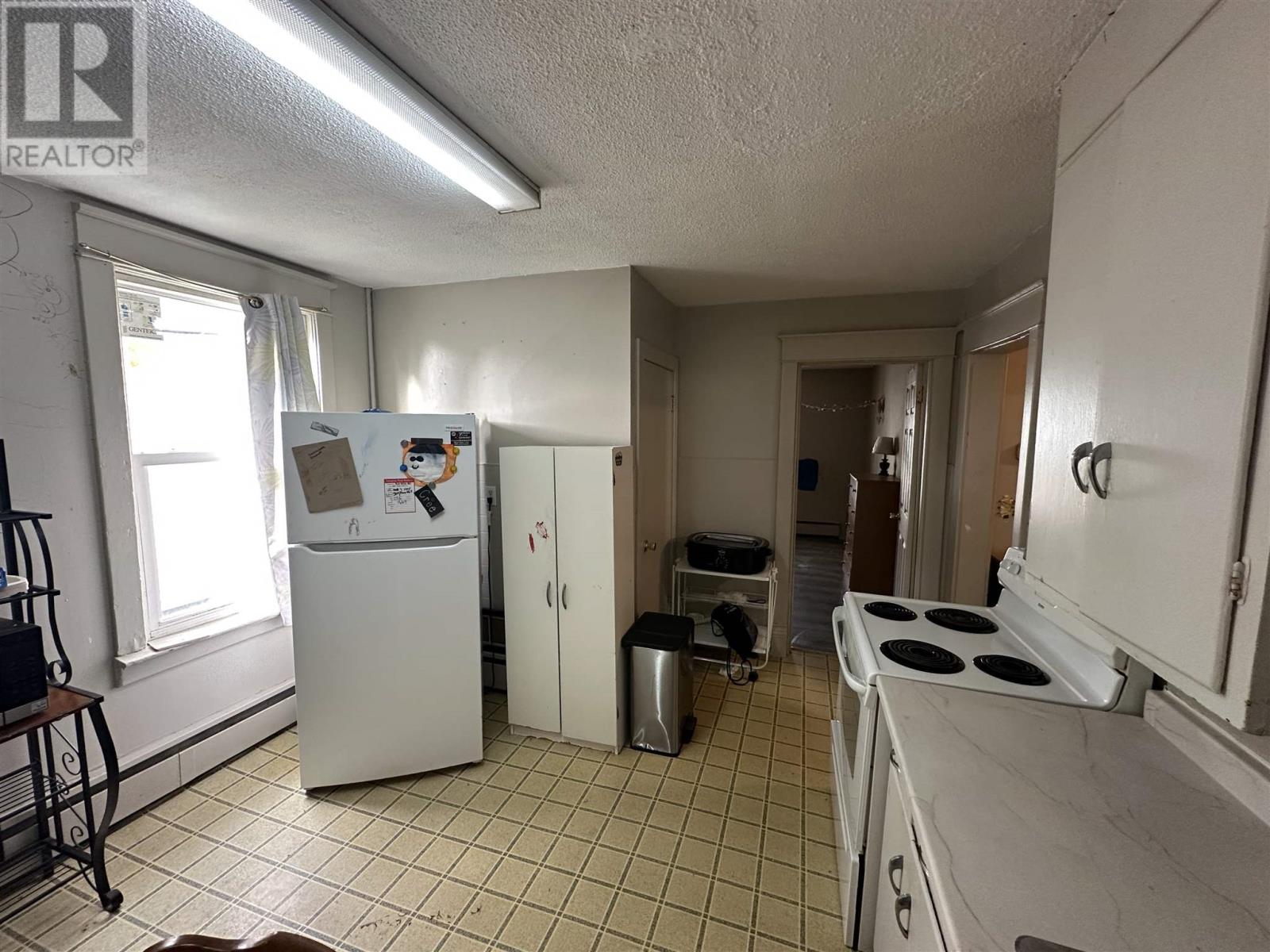 266 John St, Sault Ste. Marie, Ontario P6A 1P5 - Photo 19 - SM252945