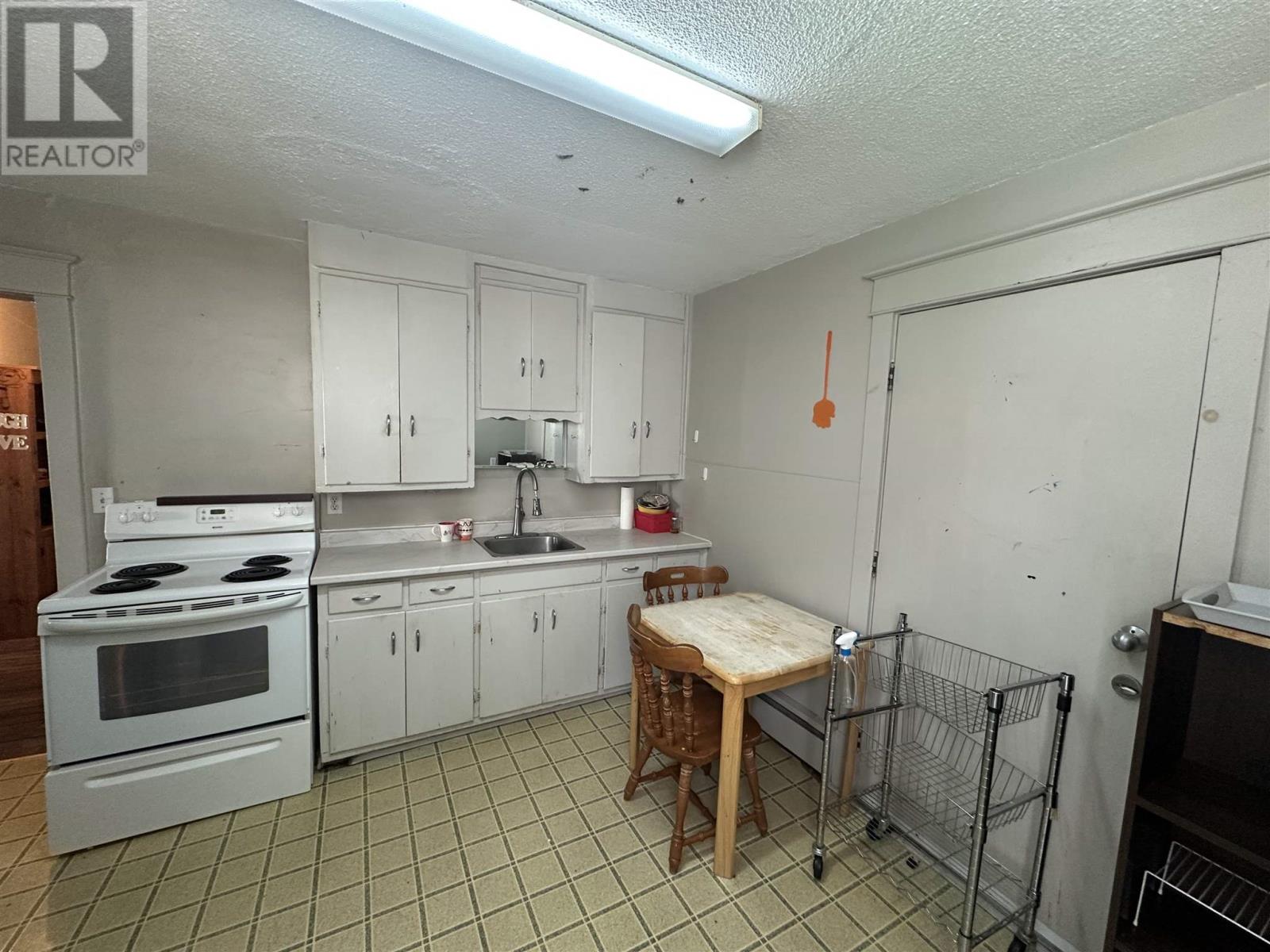 266 John St, Sault Ste. Marie, Ontario P6A 1P5 - Photo 17 - SM252945