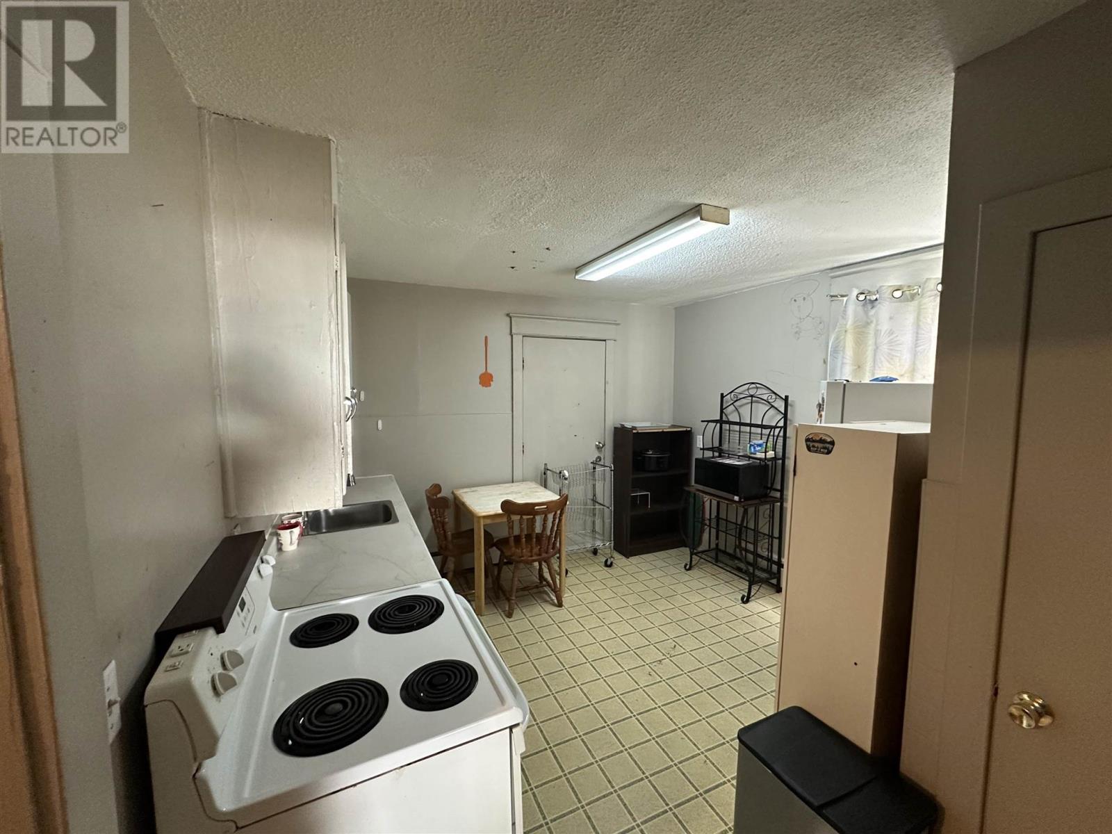 266 John St, Sault Ste. Marie, Ontario P6A 1P5 - Photo 16 - SM252945