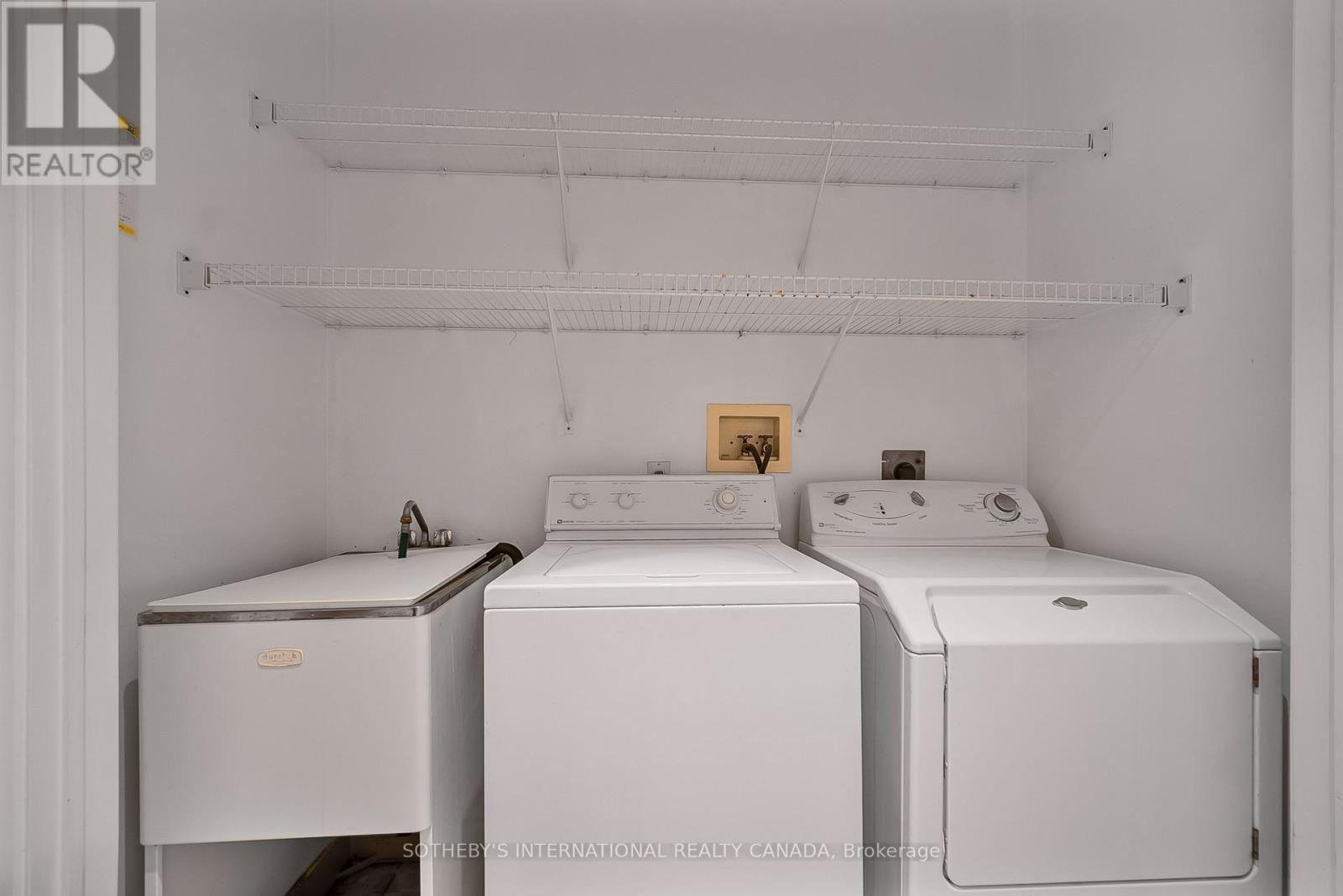 17606 Thorndale Road, Thames Centre, Ontario  N0M 2P0 - Photo 12 - X12507680