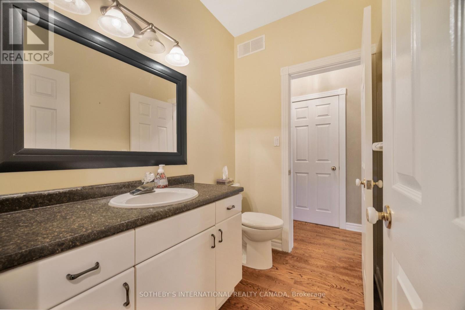 17606 Thorndale Road, Thames Centre, Ontario  N0M 2P0 - Photo 15 - X12507680