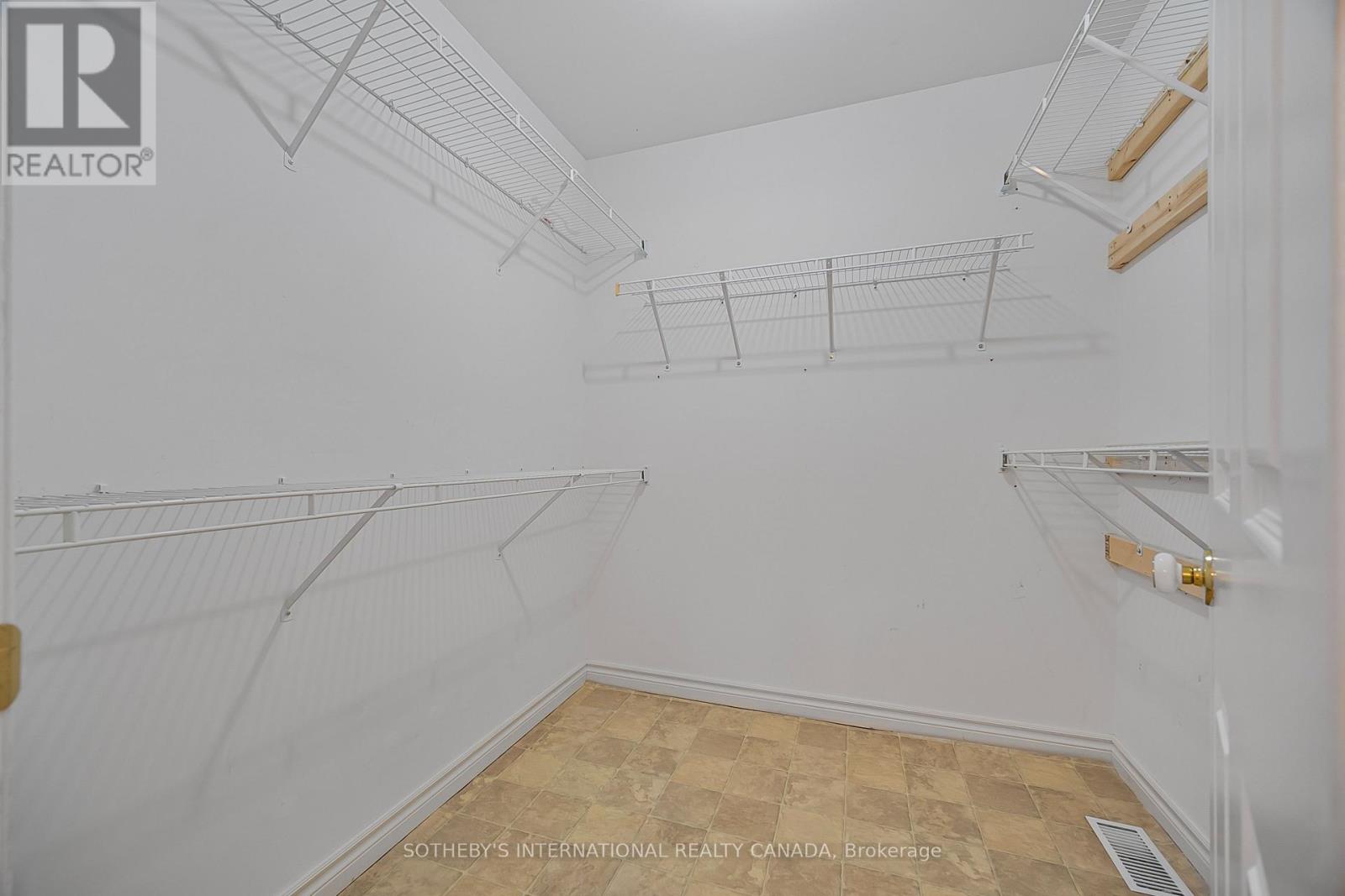 17606 Thorndale Road, Thames Centre, Ontario  N0M 2P0 - Photo 26 - X12507680