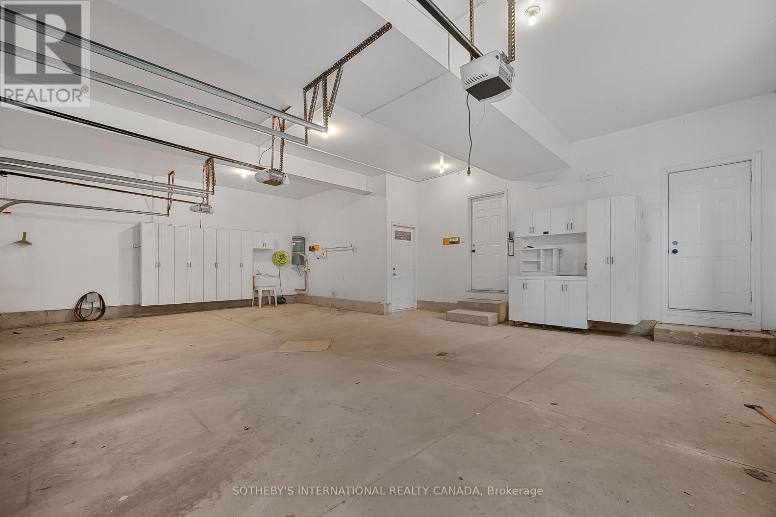 17606 Thorndale Road, Thames Centre, Ontario  N0M 2P0 - Photo 39 - X12507680