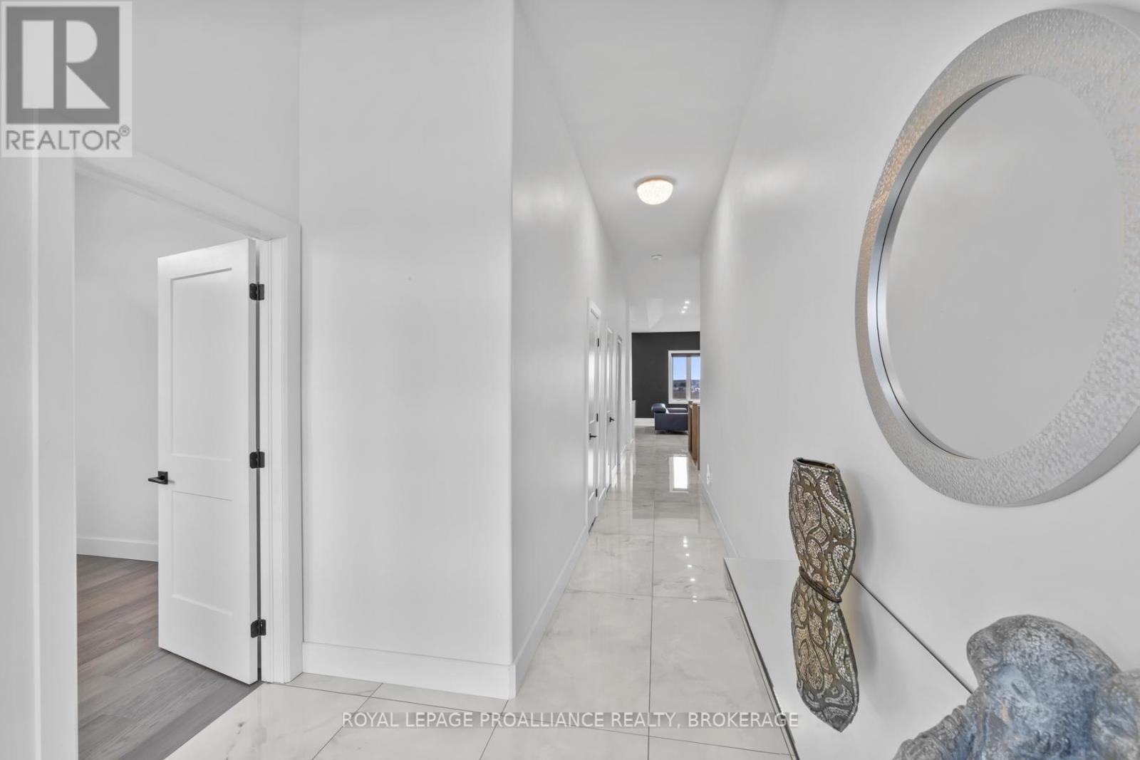 1245 Carfa Crescent, Kingston, Ontario  K7P 0M7 - Photo 11 - X12508160