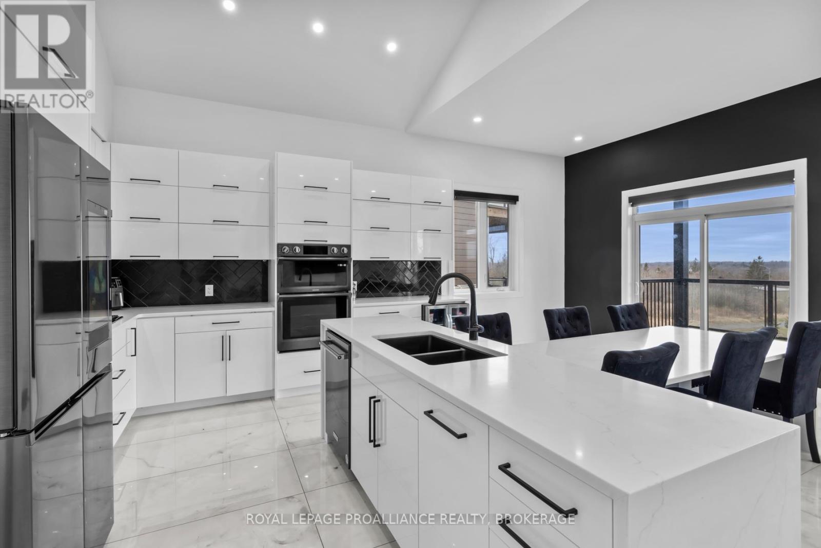 1245 Carfa Crescent, Kingston, Ontario  K7P 0M7 - Photo 19 - X12508160