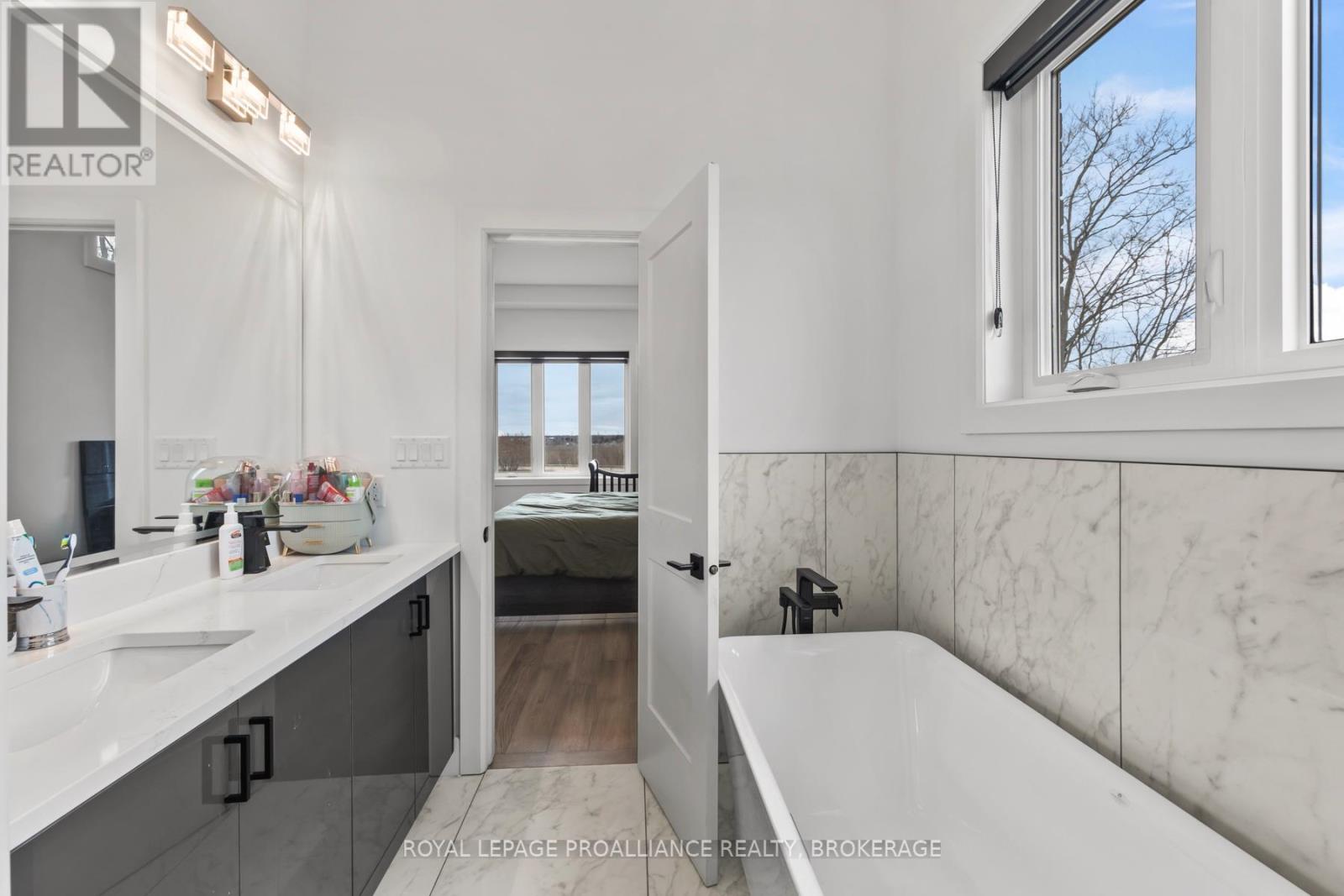 1245 Carfa Crescent, Kingston, Ontario  K7P 0M7 - Photo 30 - X12508160