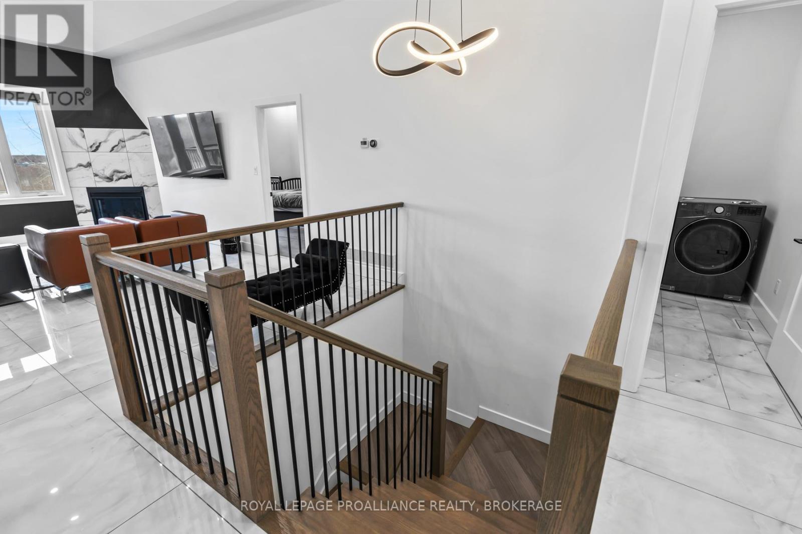 1245 Carfa Crescent, Kingston, Ontario  K7P 0M7 - Photo 32 - X12508160