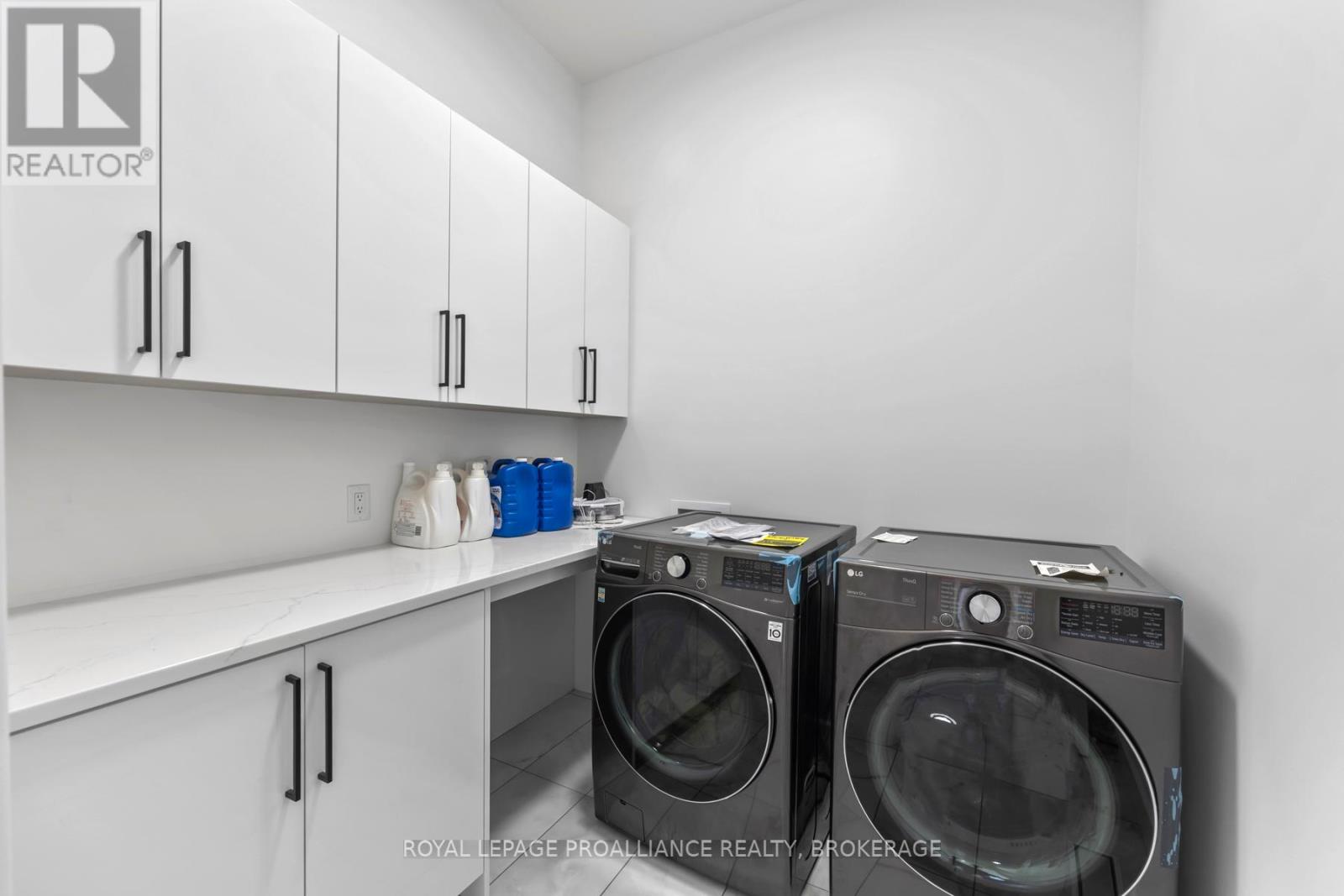 1245 Carfa Crescent, Kingston, Ontario  K7P 0M7 - Photo 33 - X12508160