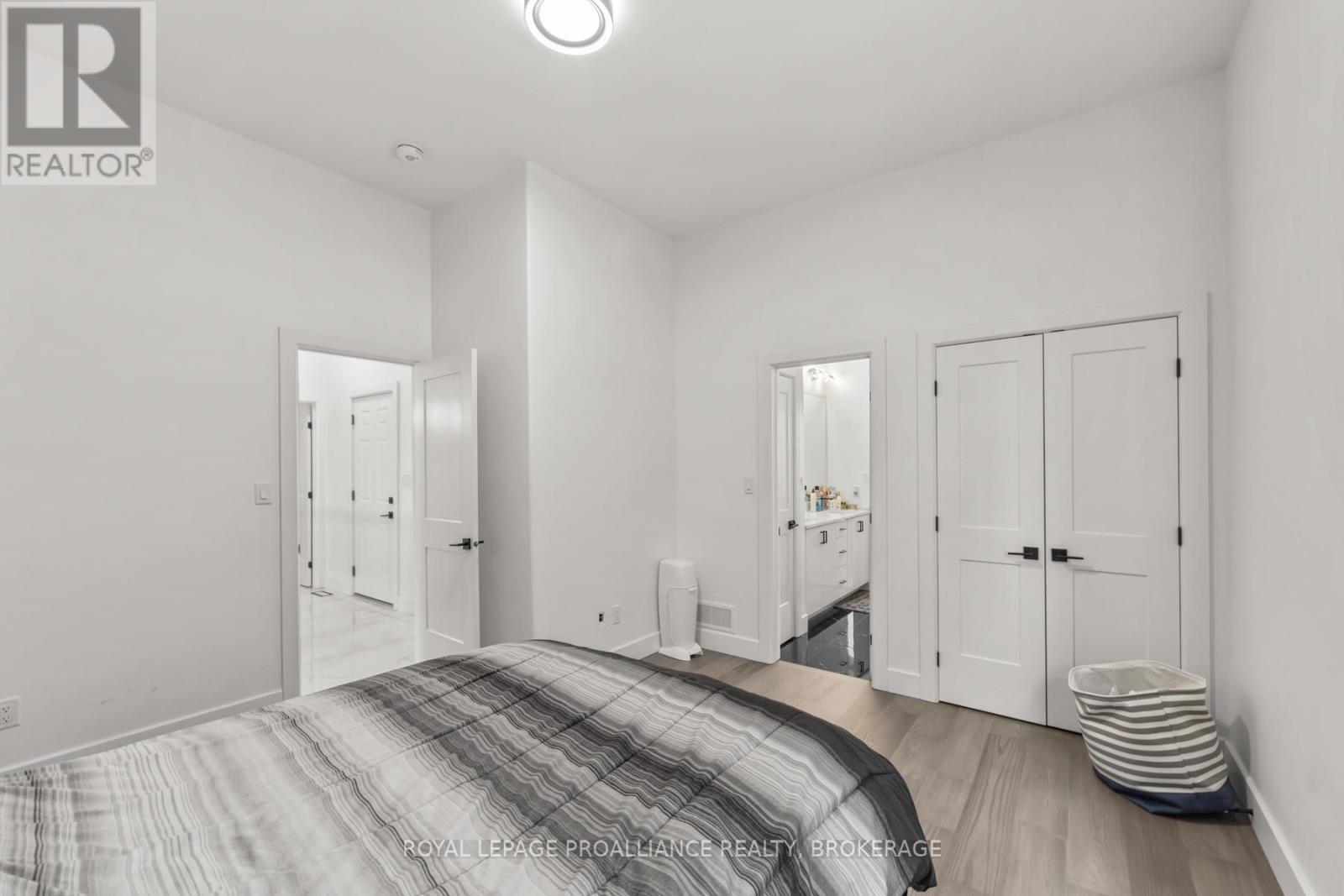 1245 Carfa Crescent, Kingston, Ontario  K7P 0M7 - Photo 37 - X12508160