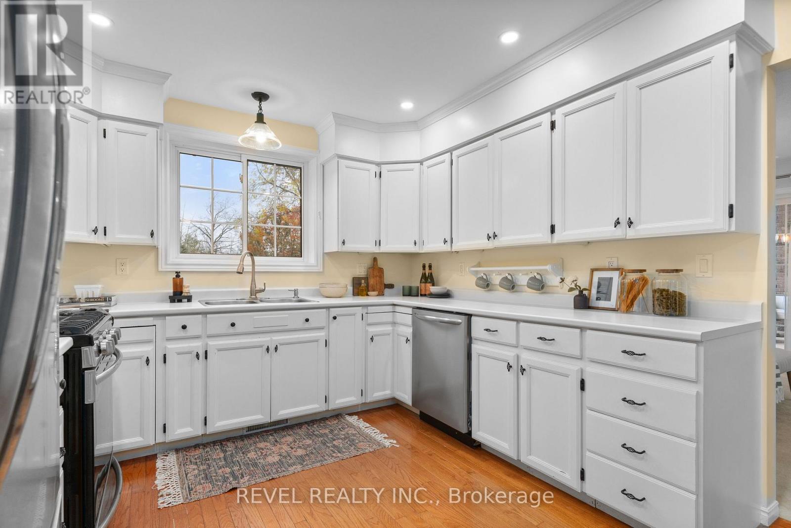 149 Lakebreeze Road, Kawartha Lakes, Ontario  K0M 1N0 - Photo 19 - X12508114