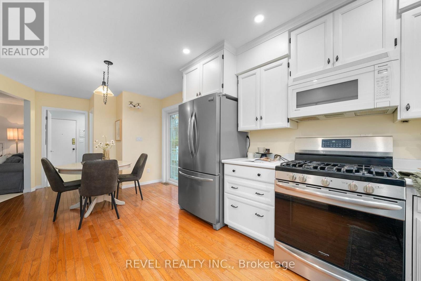 149 Lakebreeze Road, Kawartha Lakes, Ontario  K0M 1N0 - Photo 20 - X12508114