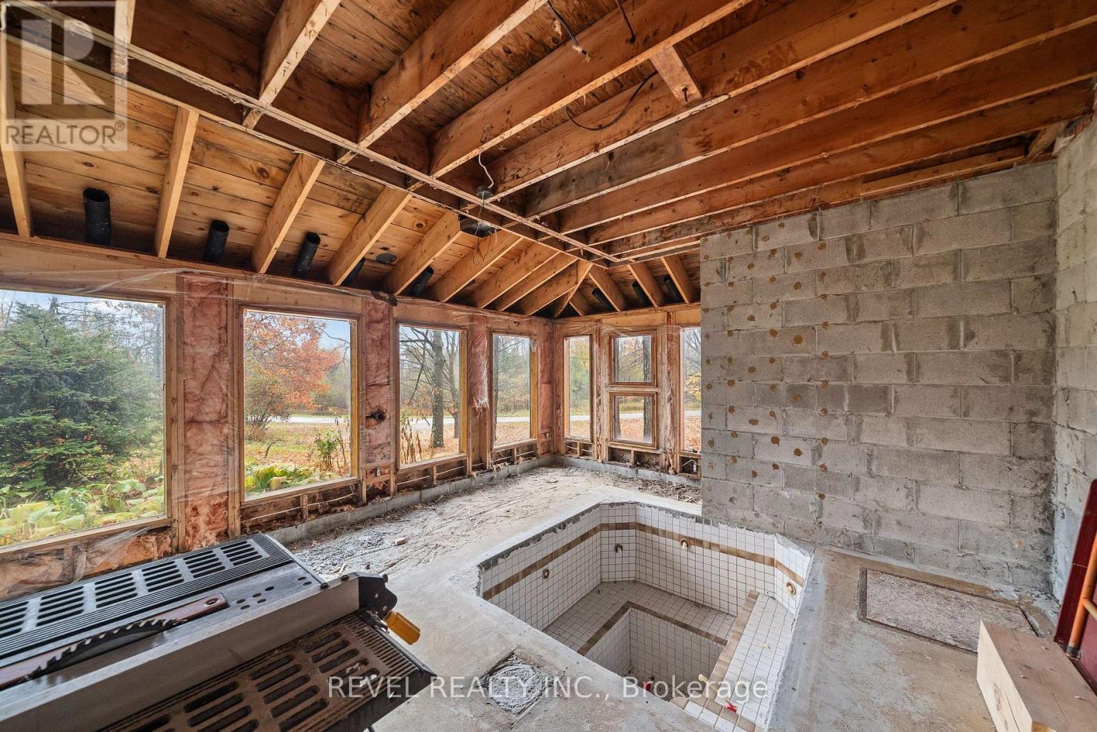 149 Lakebreeze Road, Kawartha Lakes, Ontario  K0M 1N0 - Photo 39 - X12508114