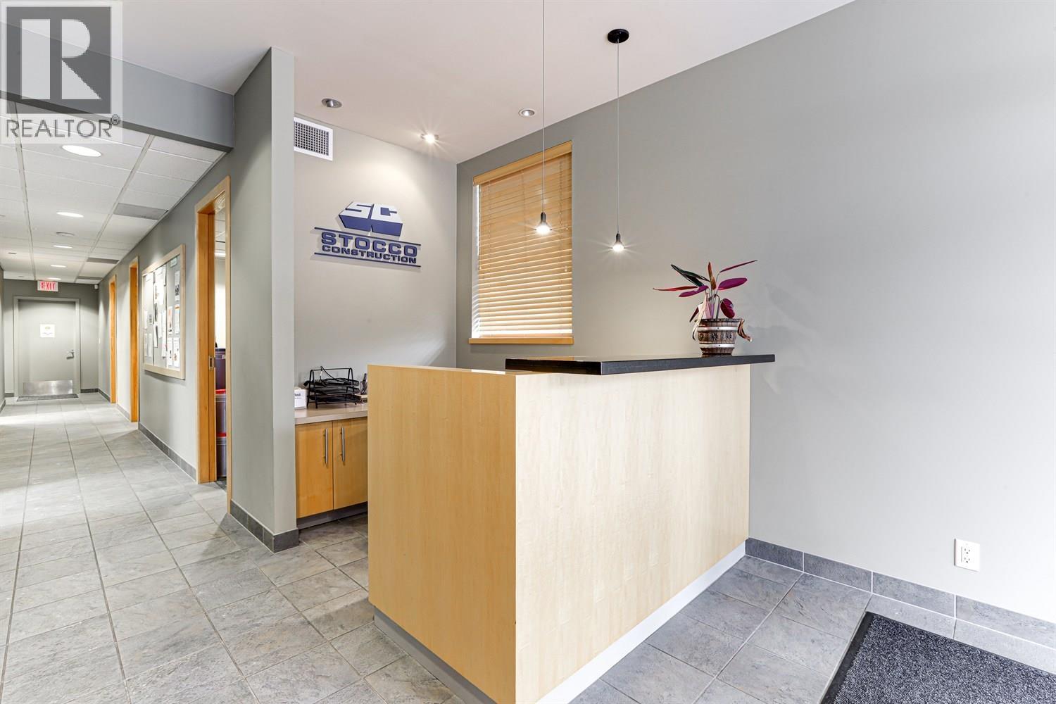 2572 Davies Avenue, Port Coquitlam, British Columbia  V3C 2J9 - Photo 4 - C8073395