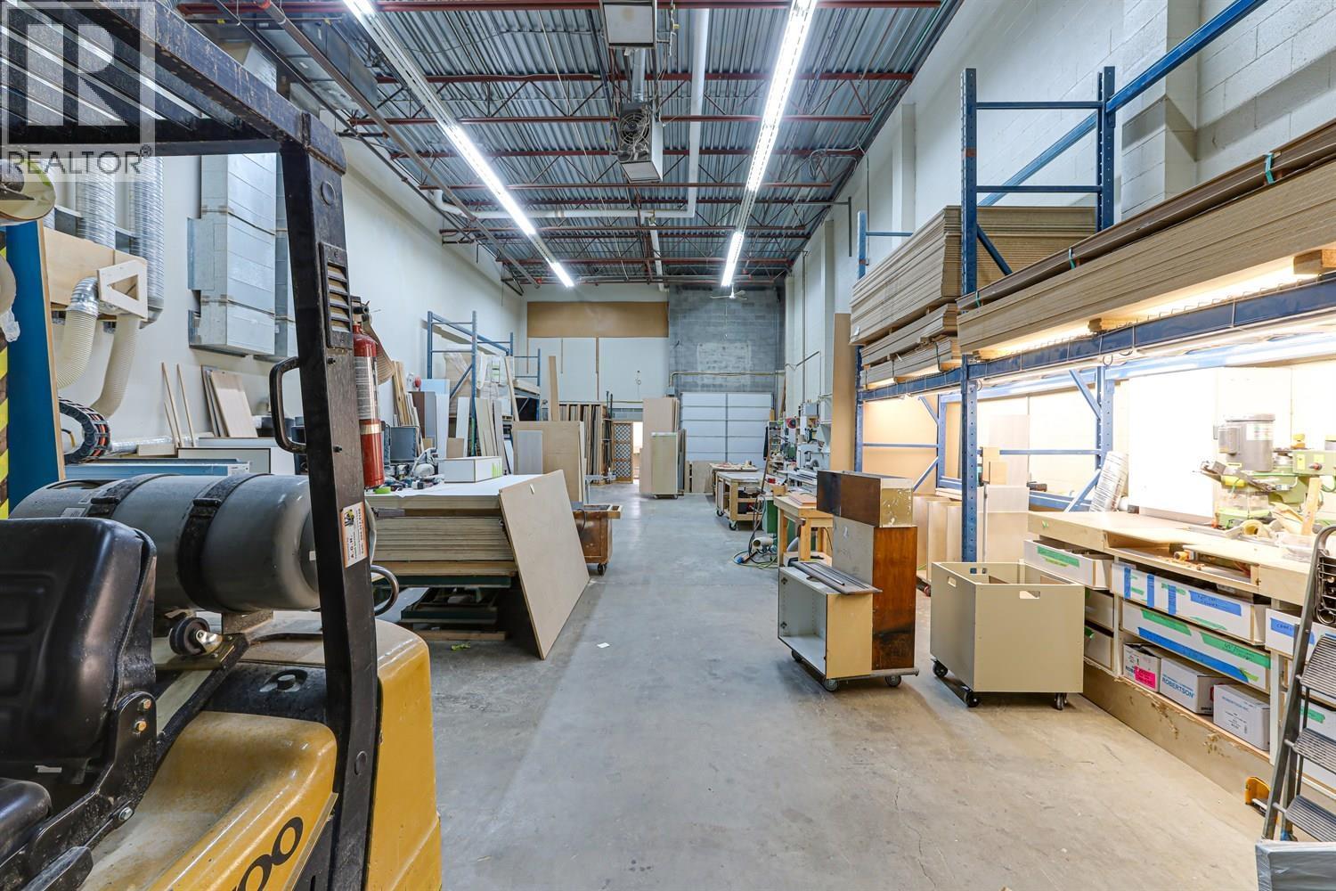 2572 Davies Avenue, Port Coquitlam, British Columbia  V3C 2J9 - Photo 31 - C8073395