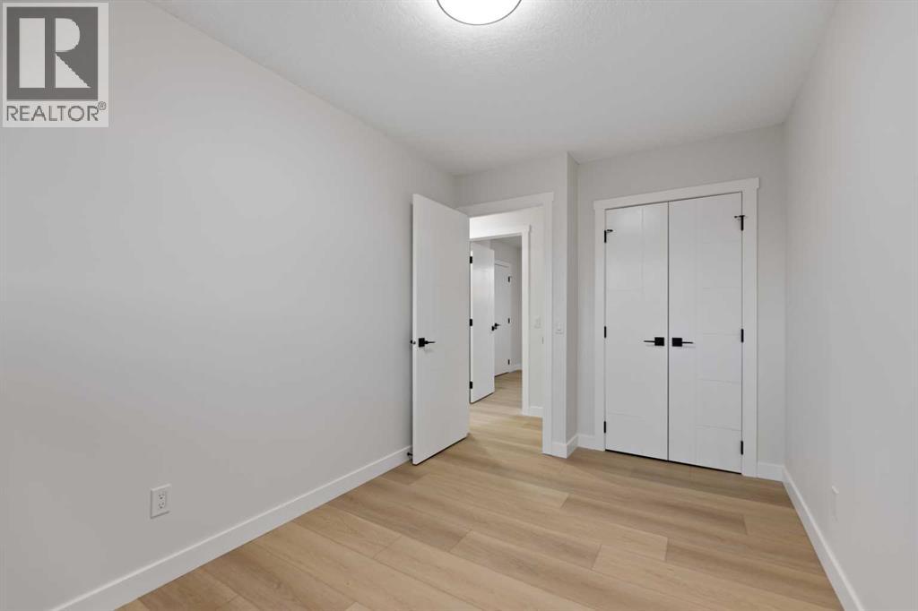 127 Pensville Road Se, Calgary, Alberta  T2A 3Y7 - Photo 18 - A2267797