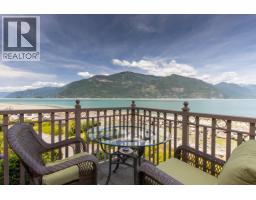 7 BEACH DRIVE, West Vancouver, British Columbia