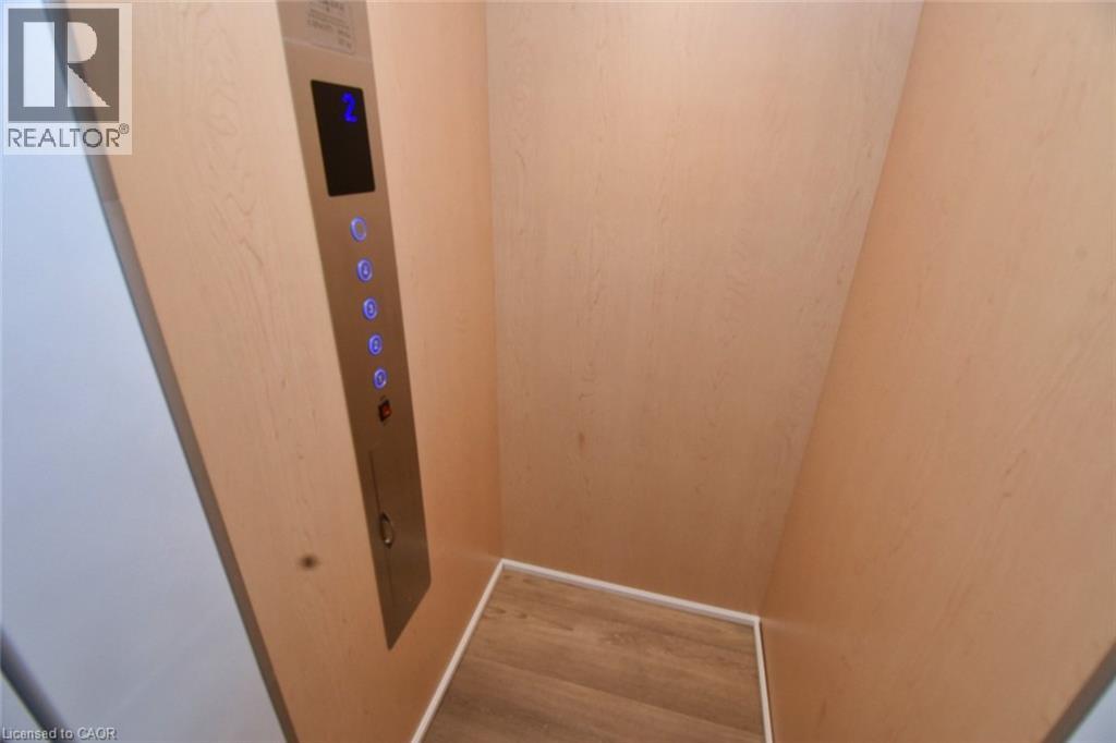 279 Hess Street S, Hamilton, Ontario  L8P 3P6 - Photo 13 - 40785499