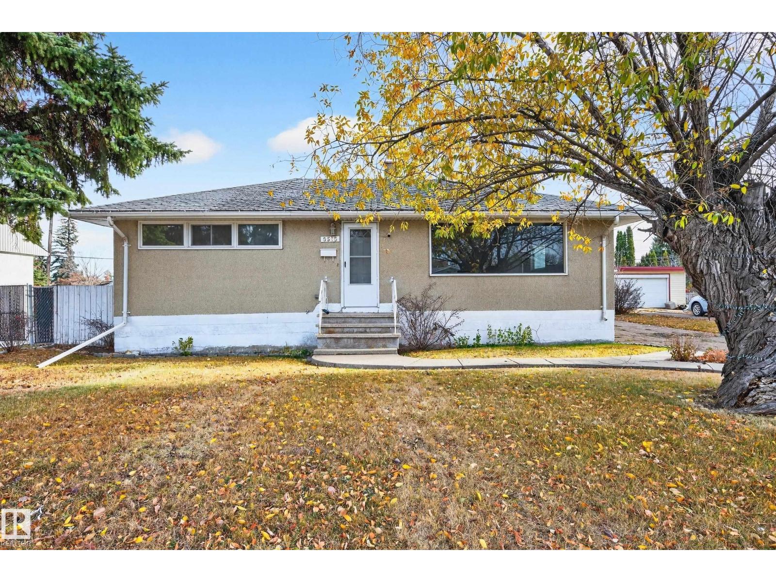8515 149 St Nw, Edmonton, Alberta  T5R 1B3 - Photo 1 - E4464652