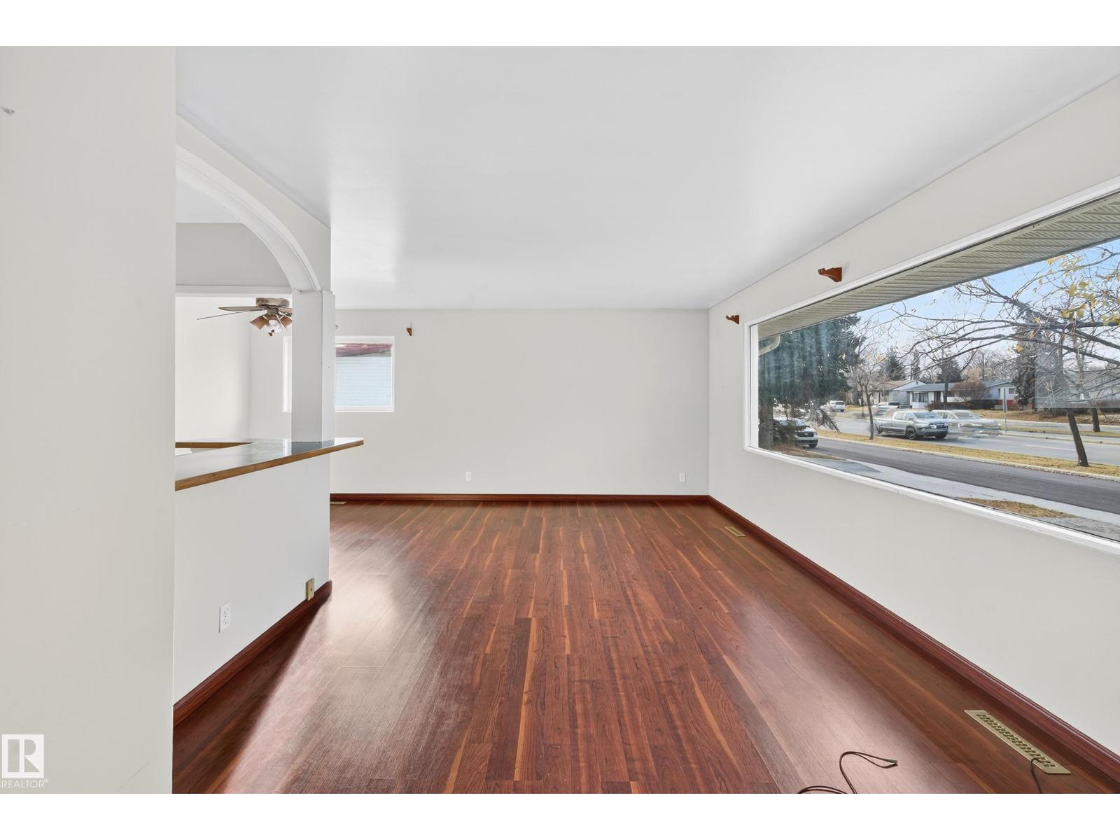 8515 149 St Nw, Edmonton, Alberta  T5R 1B3 - Photo 6 - E4464652