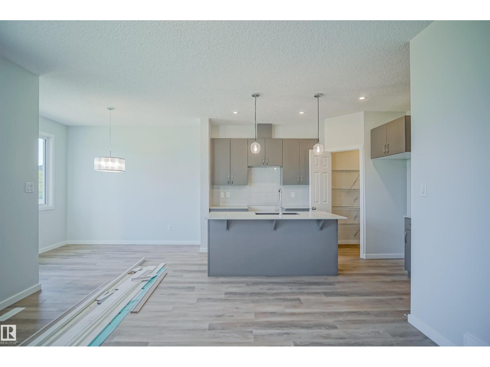 909 19 Av Nw, Edmonton, Alberta  T6T 2V2 - Photo 9 - E4464655