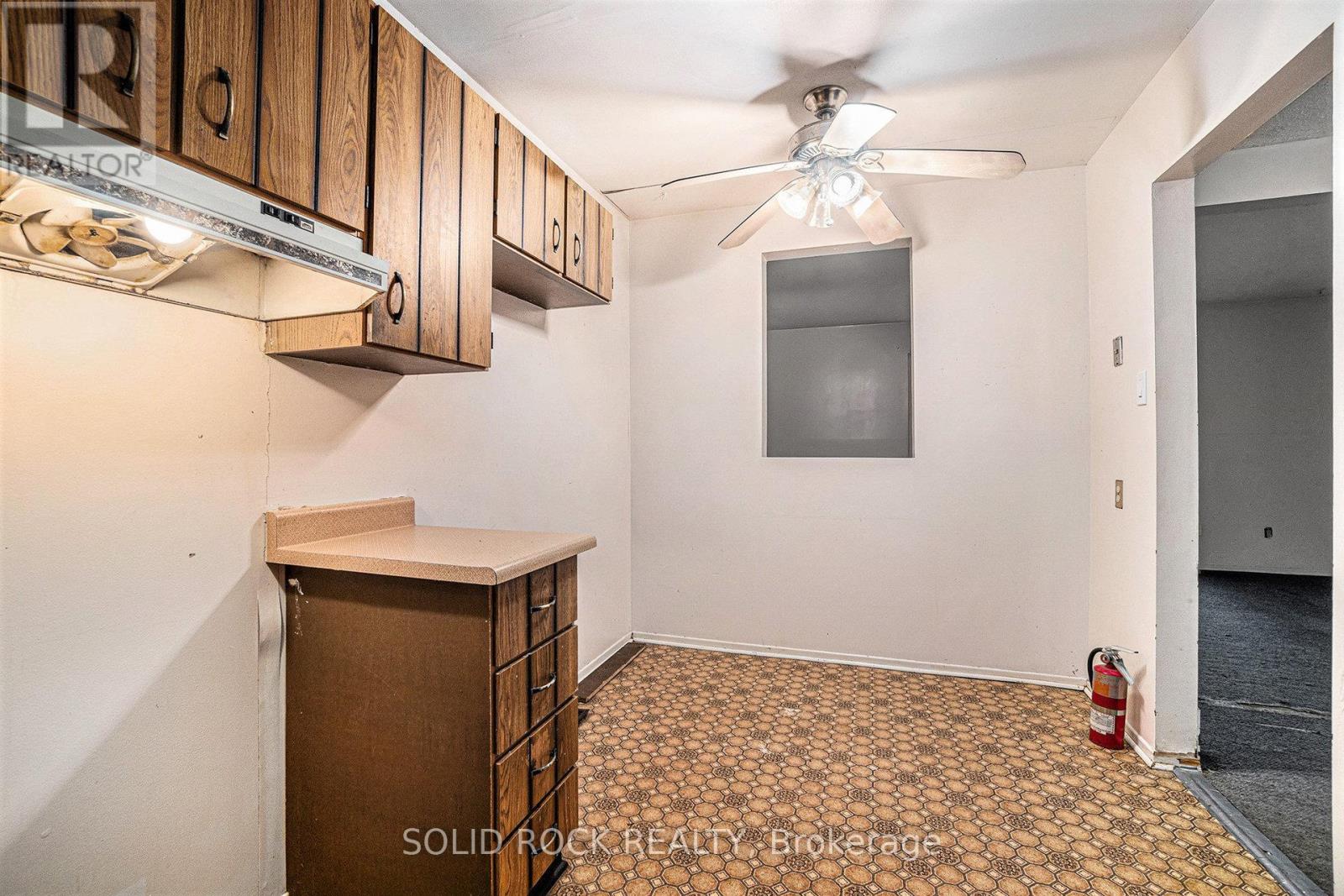 90 - 15 Baneberry Crescent, Ottawa, Ontario  K2L 2Y3 - Photo 16 - X12508076