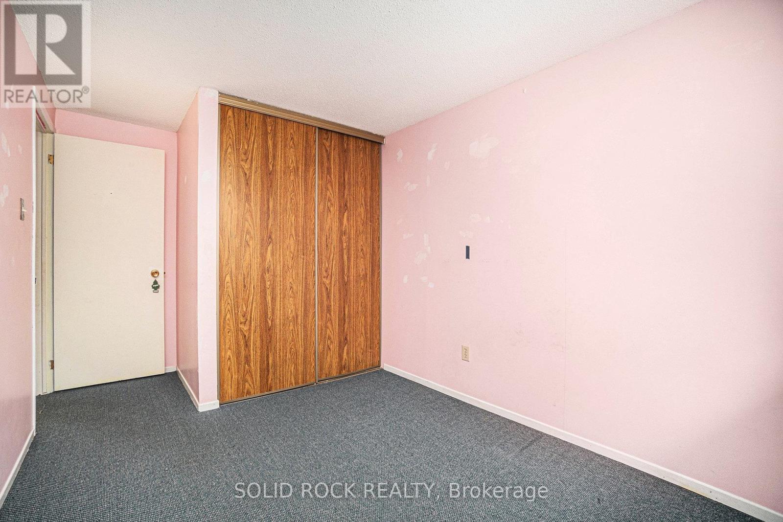 90 - 15 Baneberry Crescent, Ottawa, Ontario  K2L 2Y3 - Photo 25 - X12508076