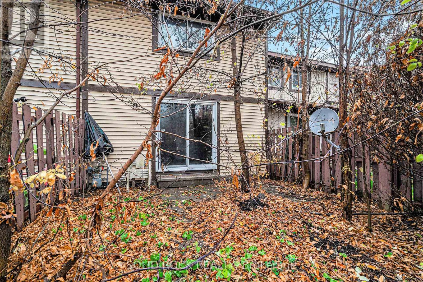 90 - 15 Baneberry Crescent, Ottawa, Ontario  K2L 2Y3 - Photo 28 - X12508076