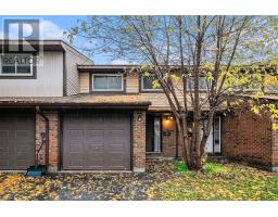 90 - 15 BANEBERRY CRESCENT, Ottawa, Ontario