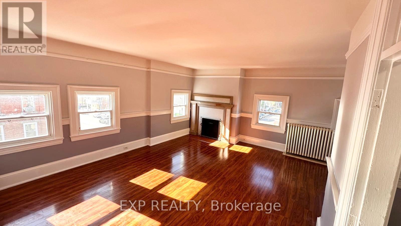 2 - 2 Russell Street E, Smiths Falls, Ontario K7A 1E8 - Photo 10 - X12508150