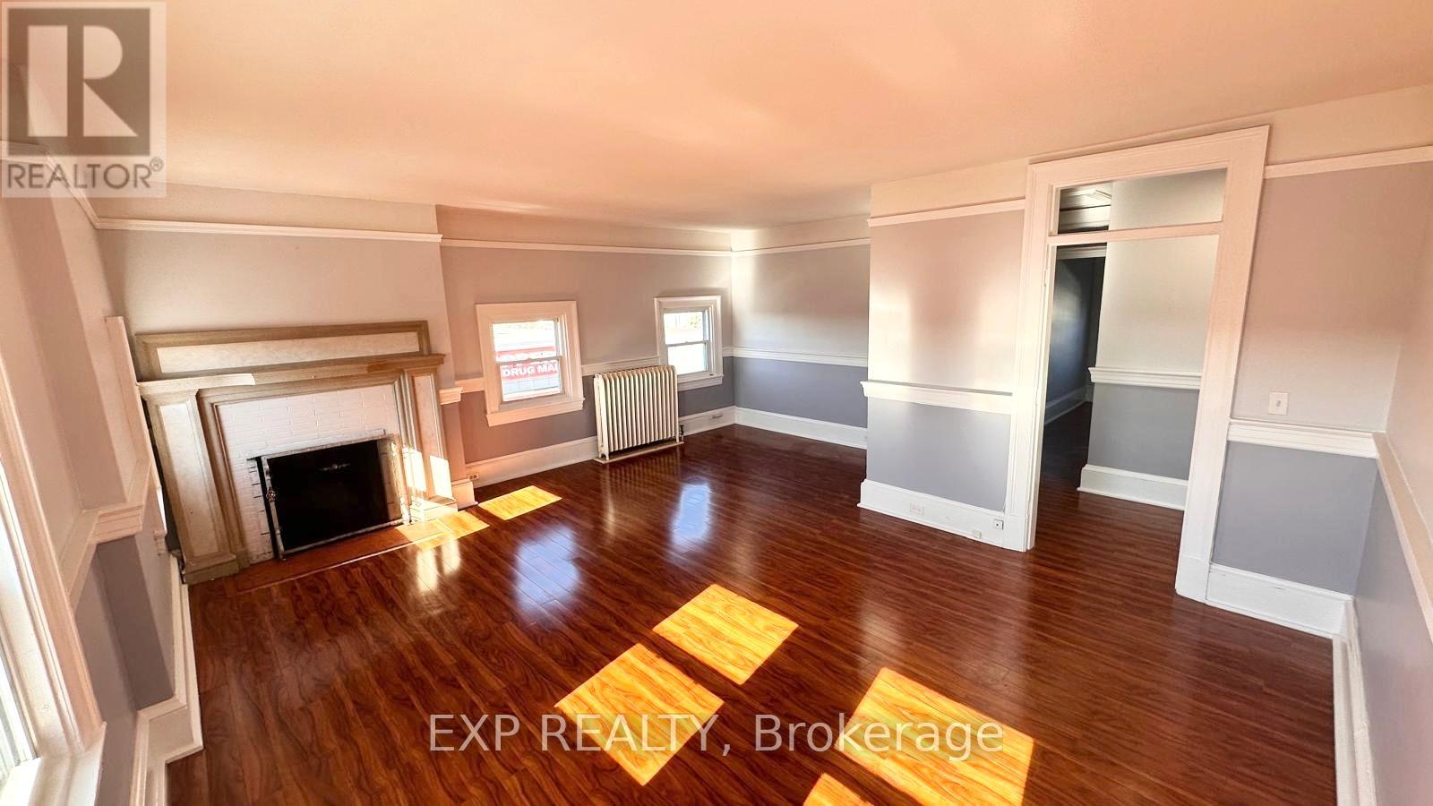 2 - 2 Russell Street E, Smiths Falls, Ontario K7A 1E8 - Photo 11 - X12508150