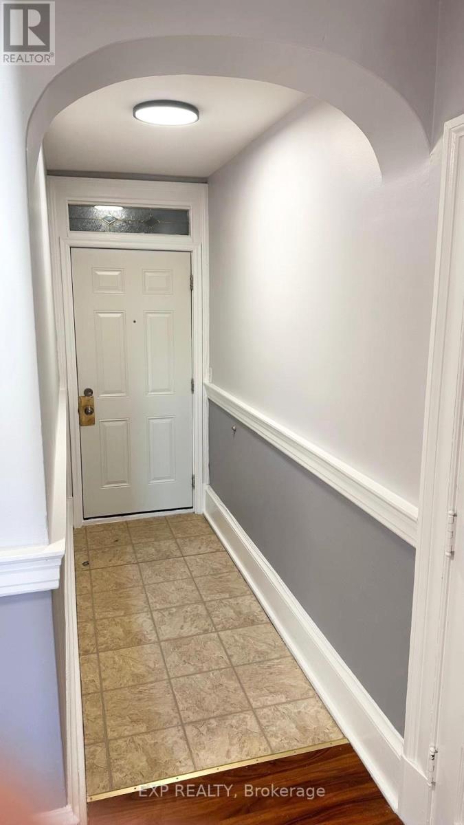 2 - 2 Russell Street E, Smiths Falls, Ontario K7A 1E8 - Photo 3 - X12508150