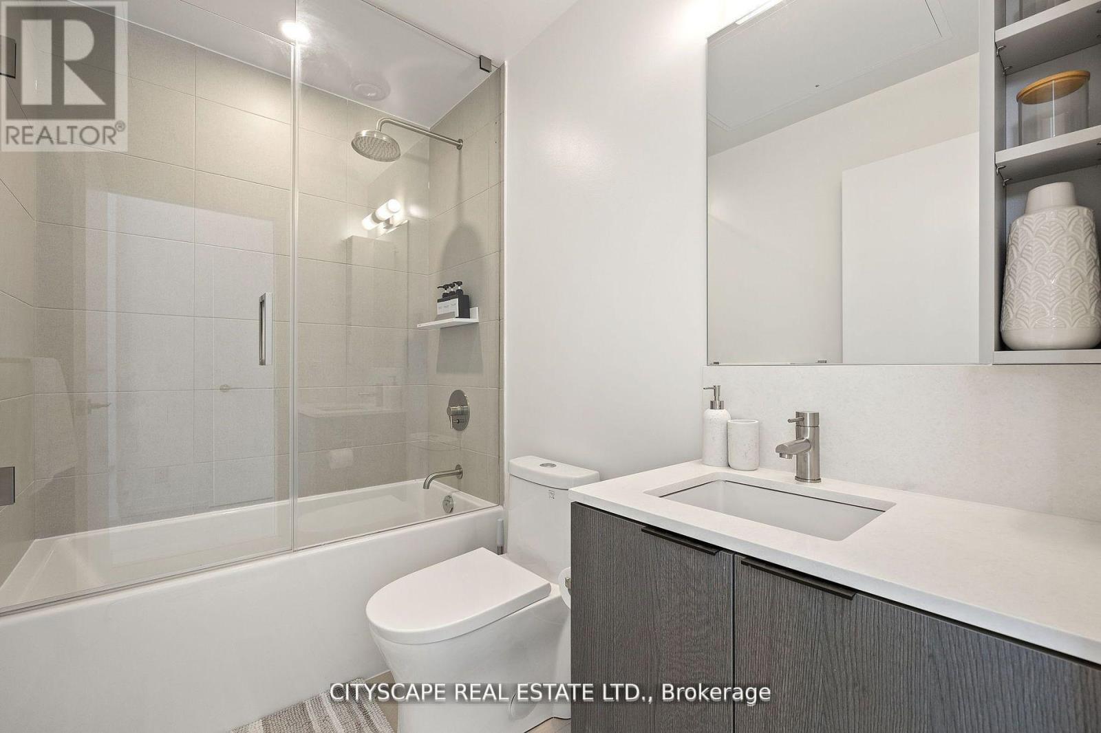 1802 - 55 Mercer Street, Toronto, Ontario  M5V 1H2 - Photo 5 - C12507746