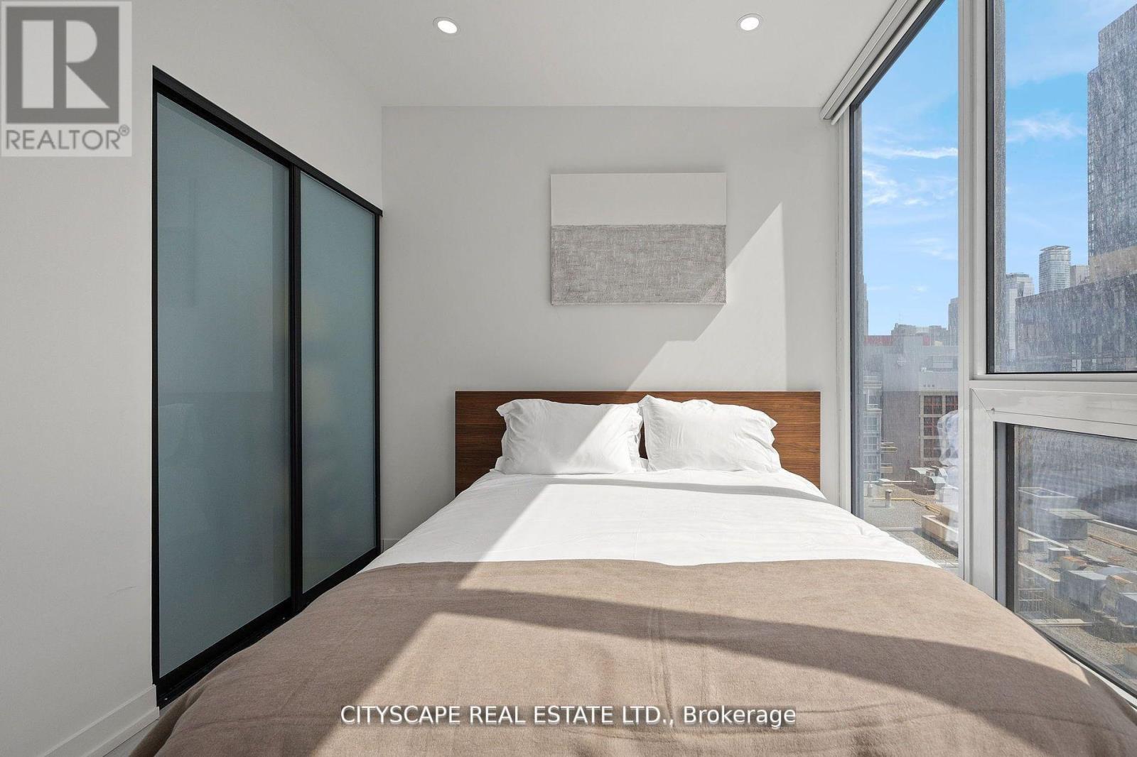 1802 - 55 Mercer Street, Toronto, Ontario  M5V 1H2 - Photo 7 - C12507746