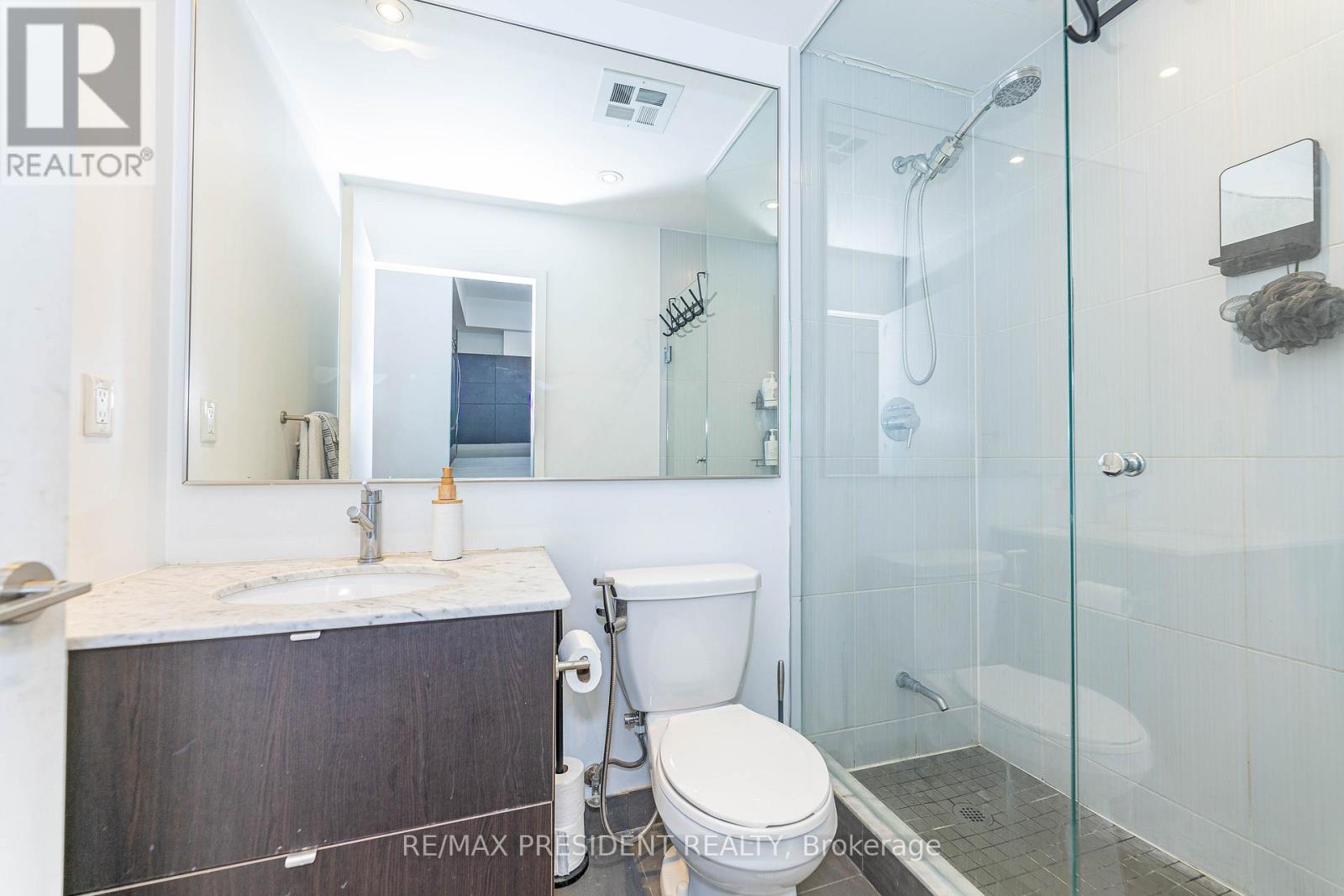 Ph 02 - 178 Fort York Boulevard Nw, Toronto, Ontario  M5V 0C8 - Photo 11 - C12507768