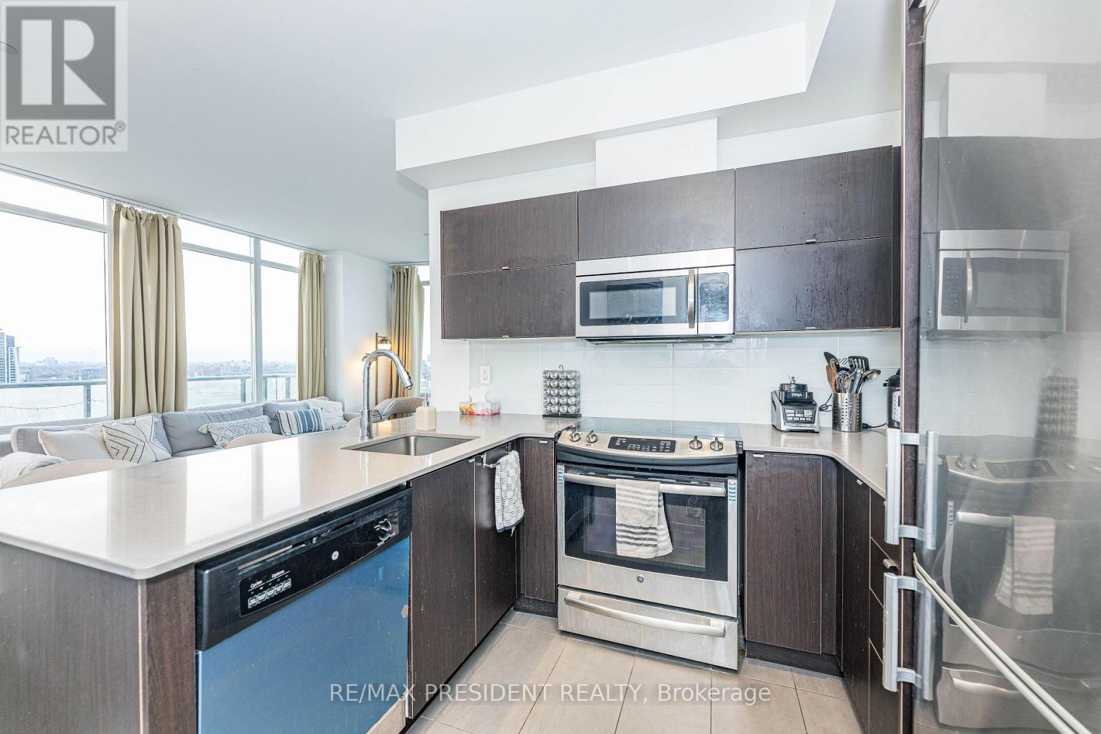 Ph 02 - 178 Fort York Boulevard Nw, Toronto, Ontario  M5V 0C8 - Photo 13 - C12507768