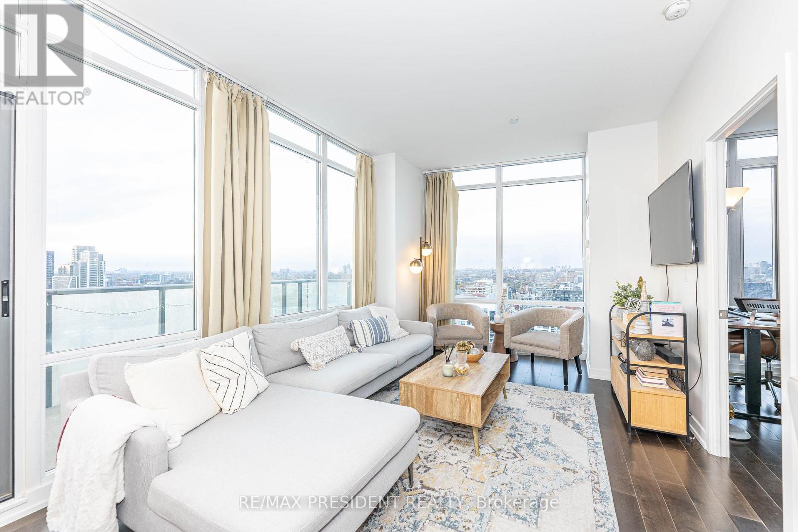 Ph 02 - 178 Fort York Boulevard Nw, Toronto, Ontario  M5V 0C8 - Photo 19 - C12507768