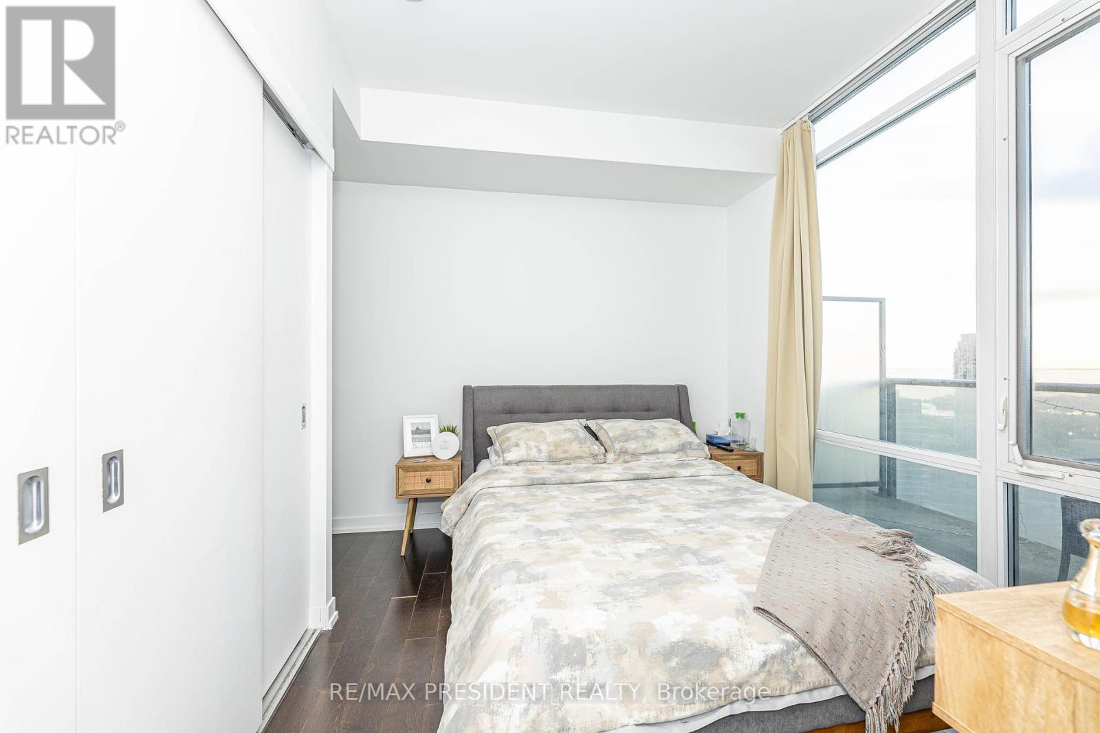Ph 02 - 178 Fort York Boulevard Nw, Toronto, Ontario  M5V 0C8 - Photo 29 - C12507768