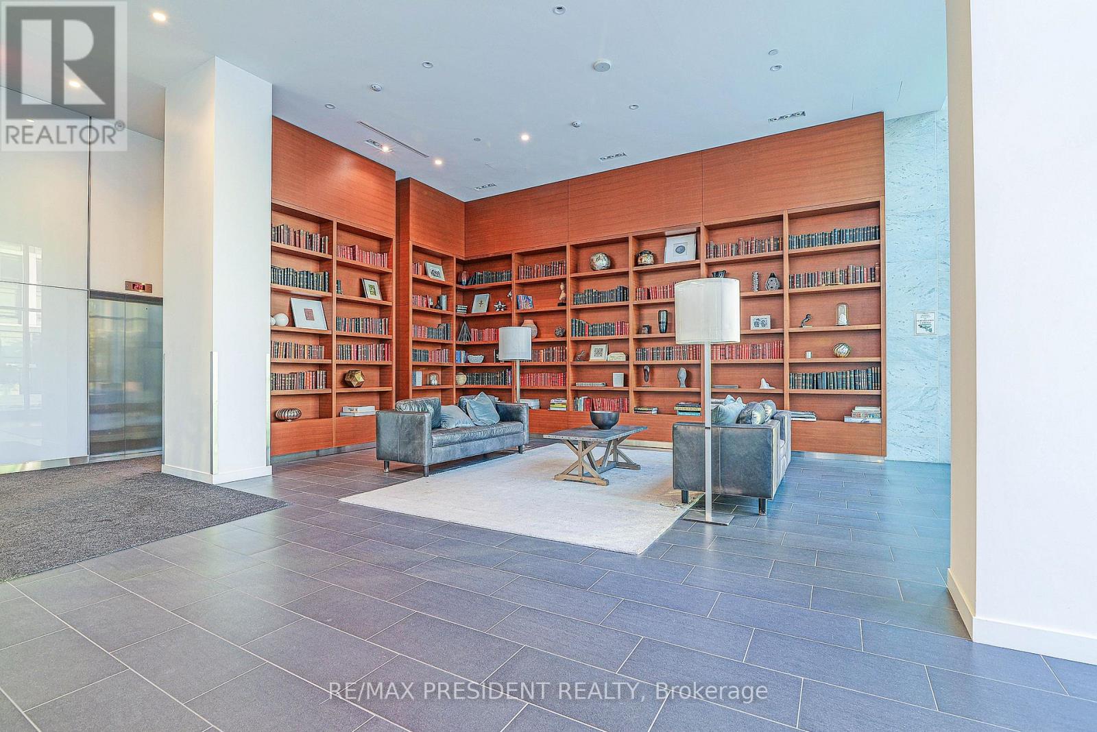 Ph 02 - 178 Fort York Boulevard Nw, Toronto, Ontario  M5V 0C8 - Photo 42 - C12507768