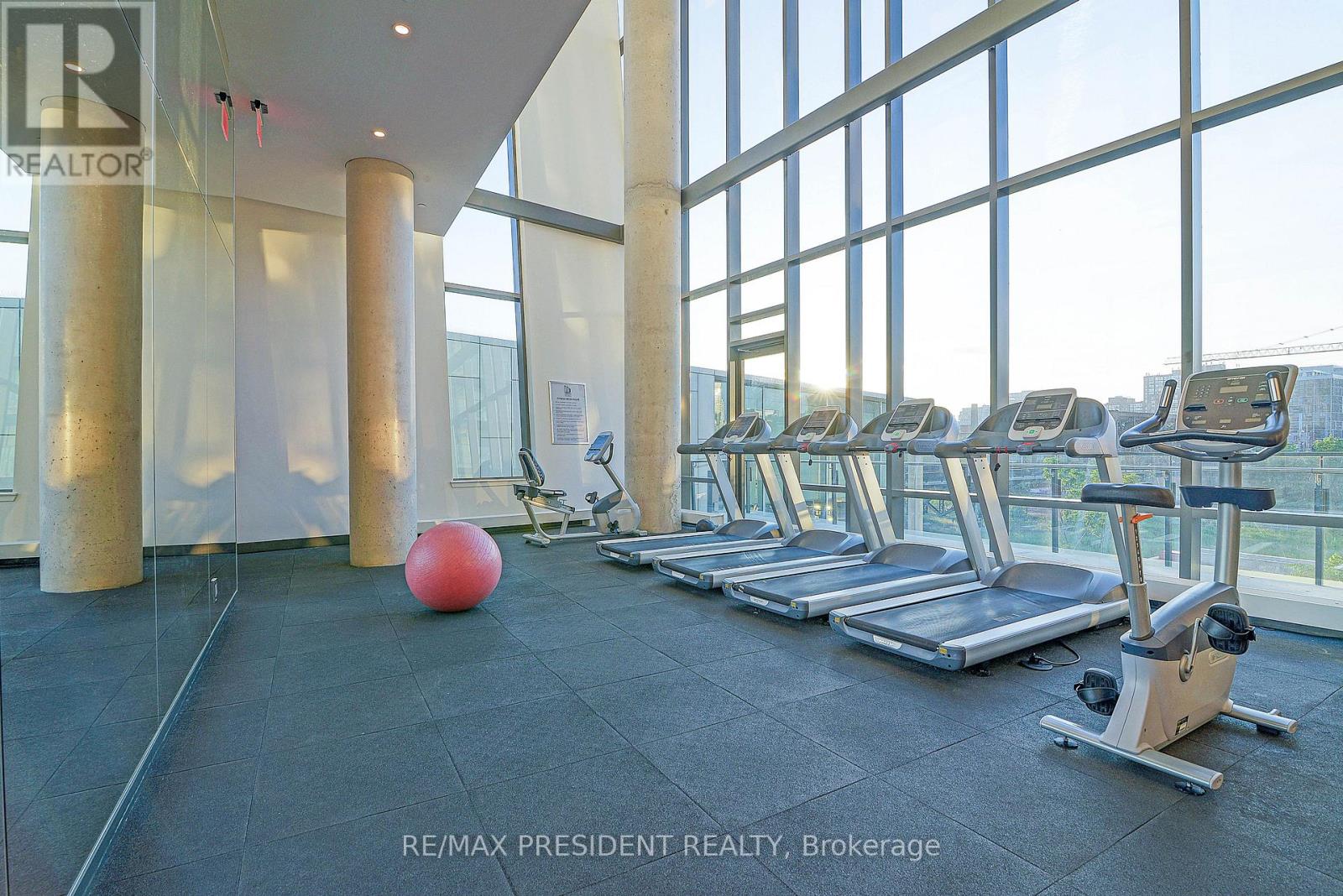 Ph 02 - 178 Fort York Boulevard Nw, Toronto, Ontario  M5V 0C8 - Photo 44 - C12507768